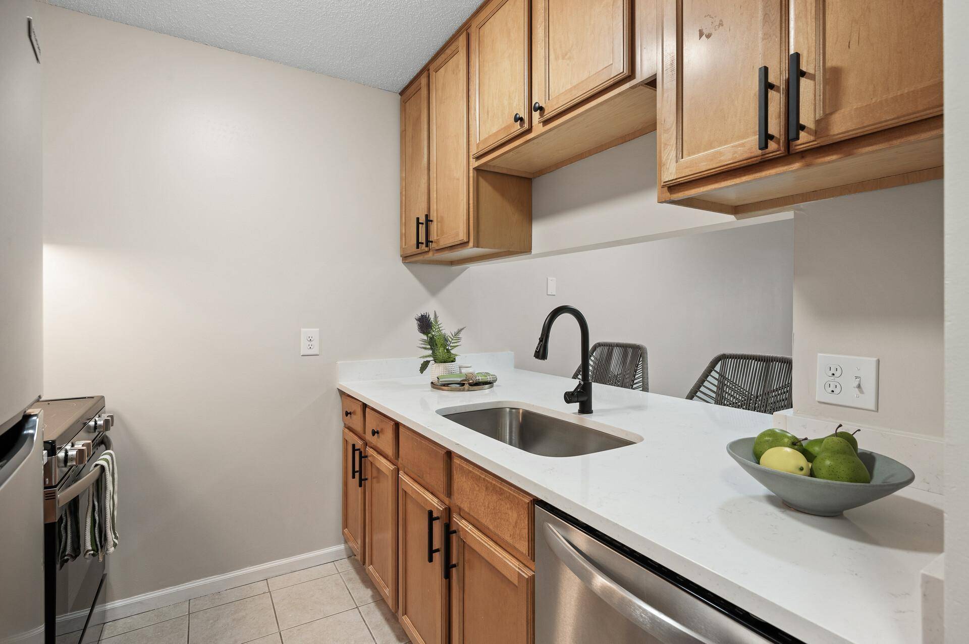 Burnsville, MN 55337,12812 Nicollet AVE #301