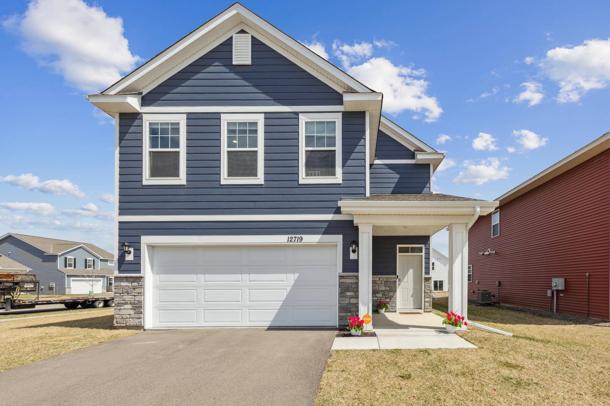 Blaine, MN 55449,12719 Erskin ST NE