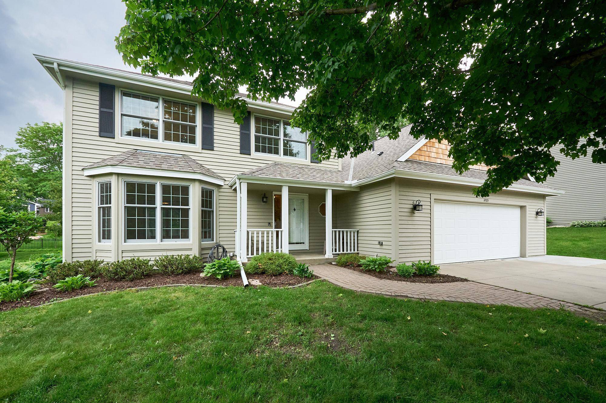 Shorewood, MN 55331,19335 McKinley CT