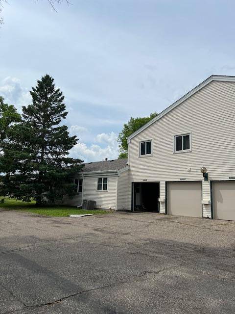 Oakdale, MN 55128,4918 Grenwich TRL N