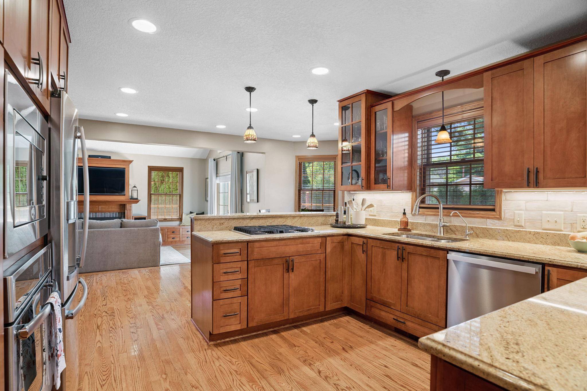 White Bear Twp, MN 55110,4381 Oakmede LN