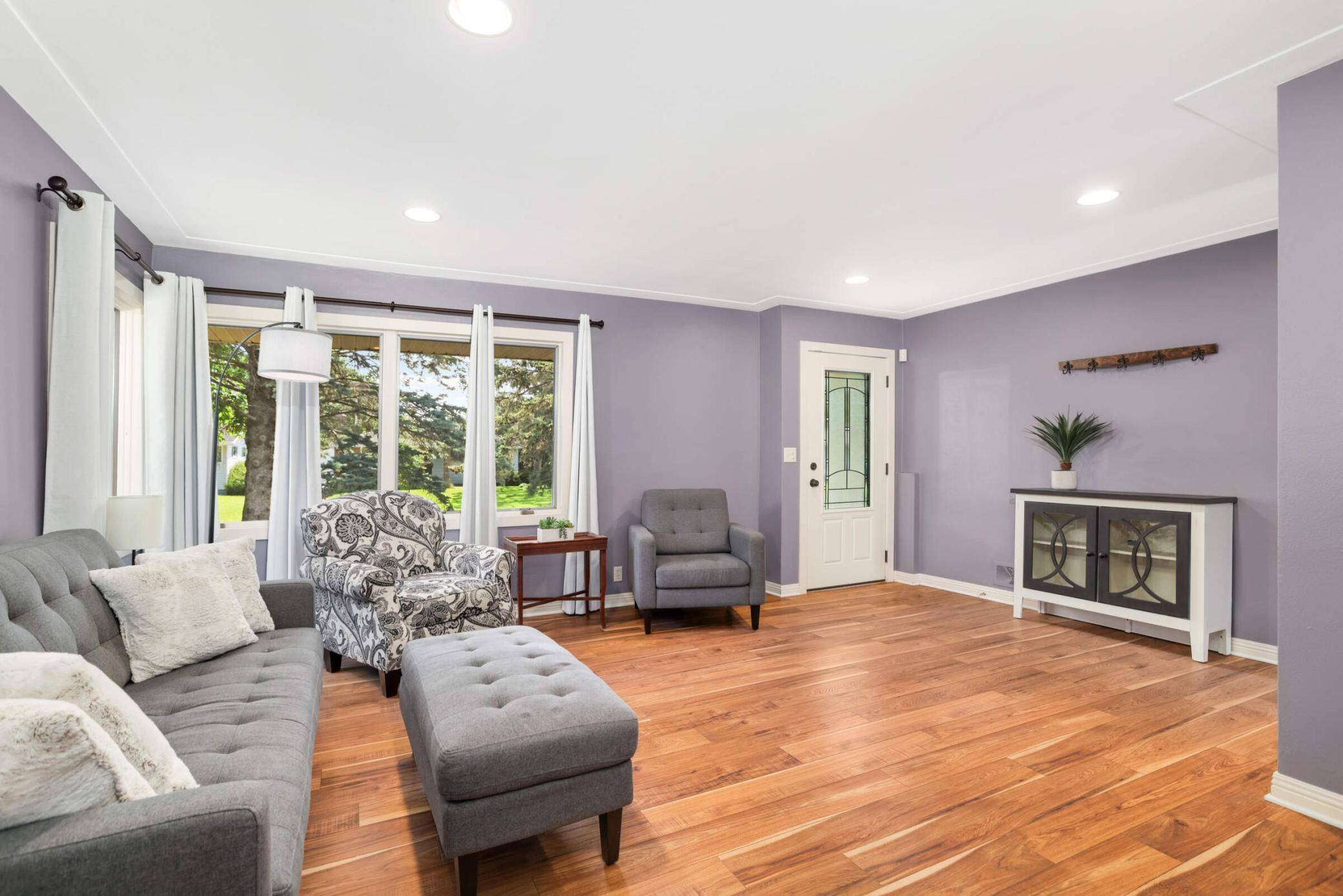 White Bear Lake, MN 55110,4835 Carolyn LN