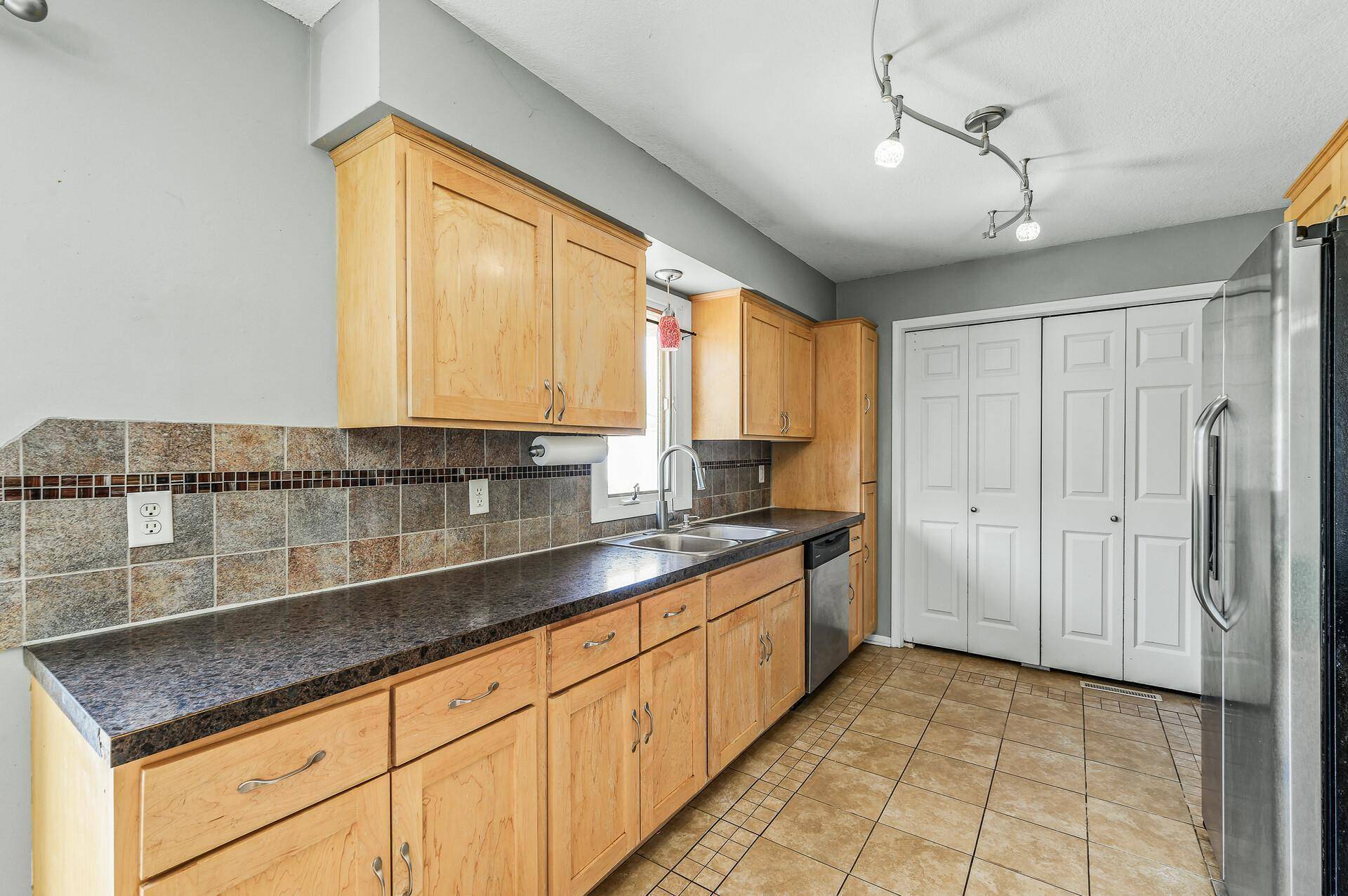 Brooklyn Park, MN 55443,5108 76th PL N