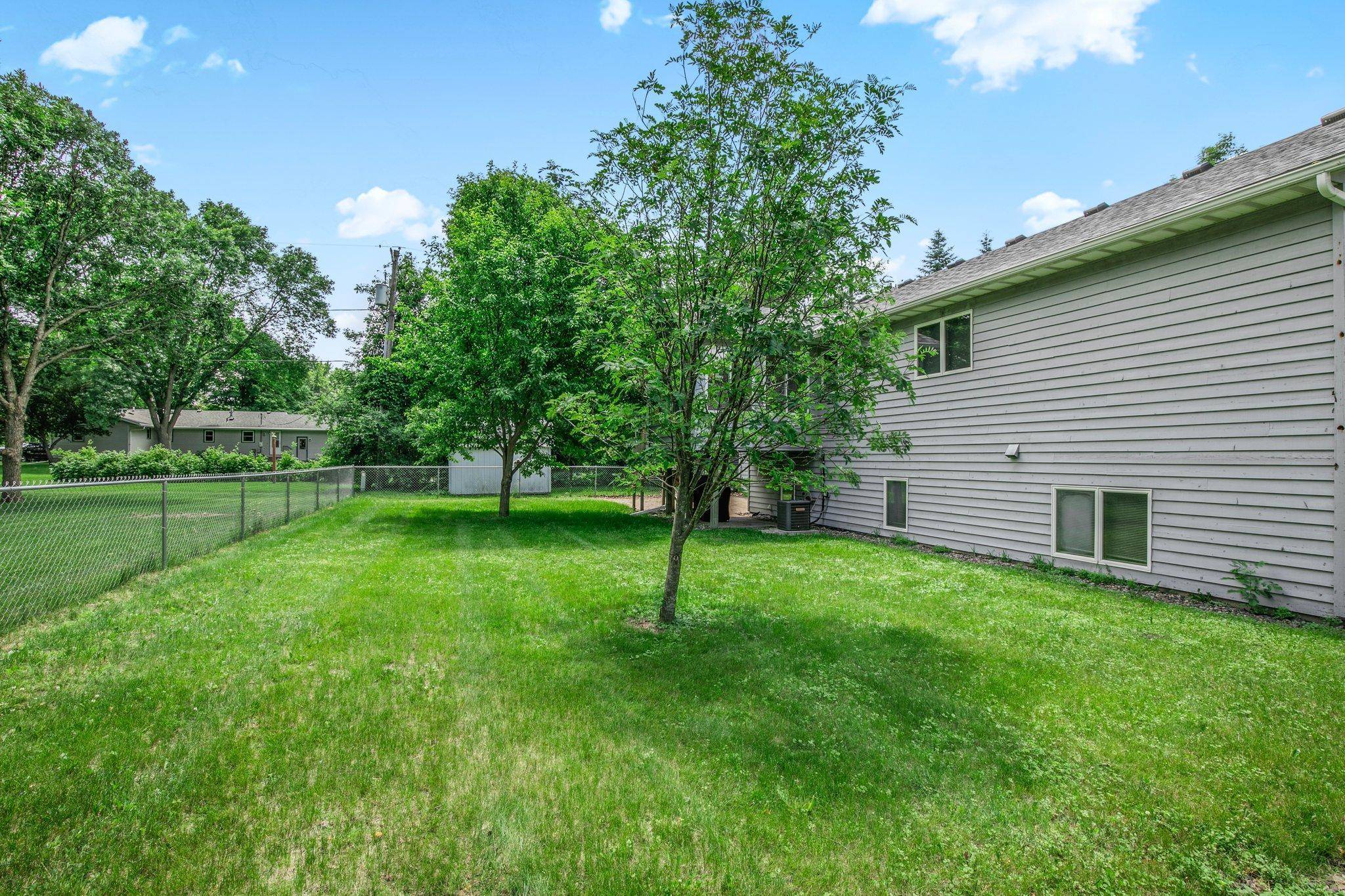 Sartell, MN 56377,104 9th AVE N