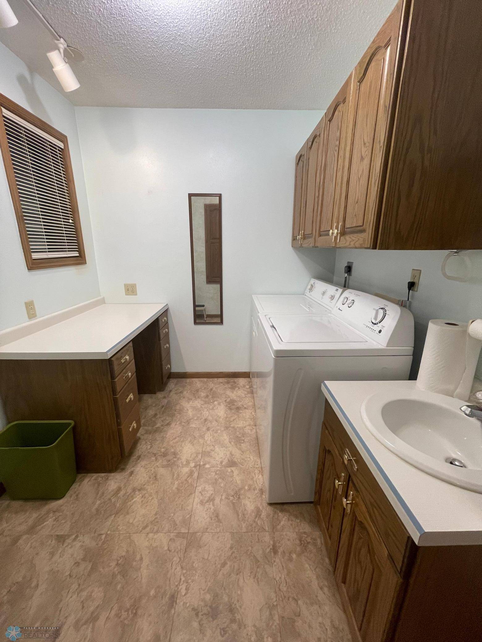Lisbon, ND 58054,401 8th AVE E