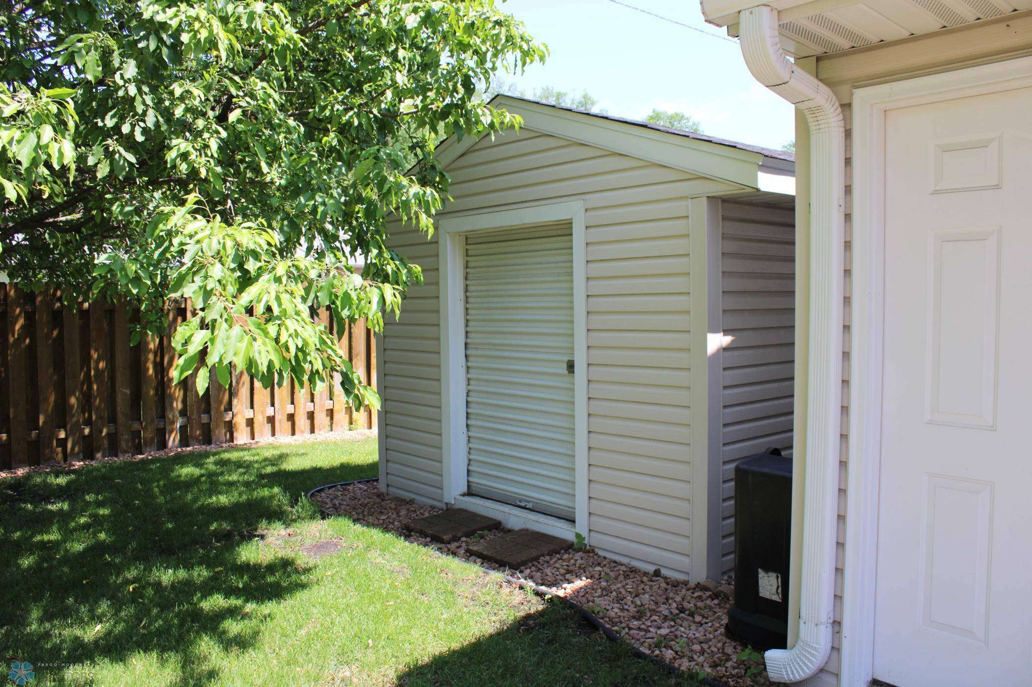 Fargo, ND 58102,509 24th AVE N
