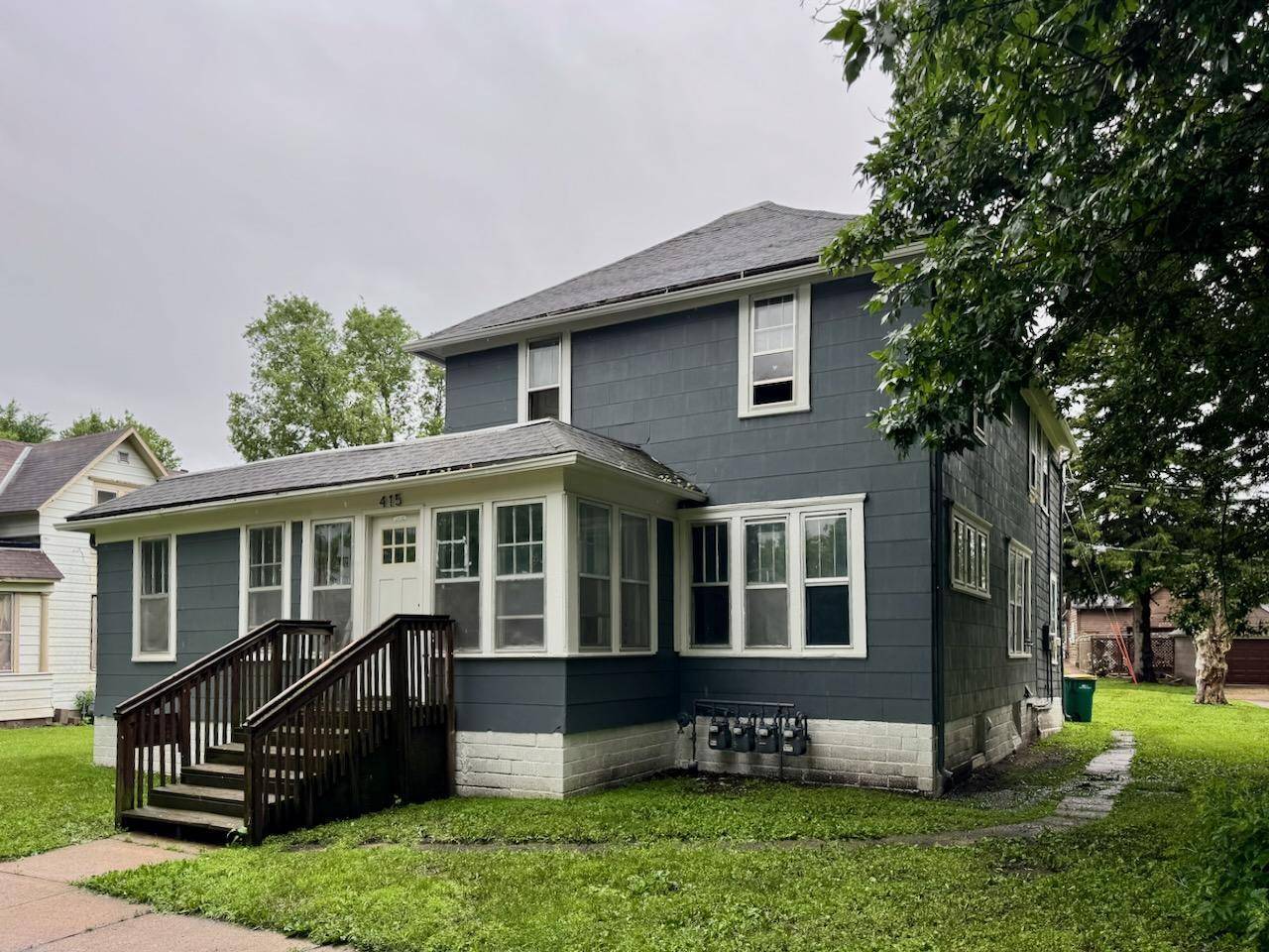 Albert Lea, MN 56007,415 W College ST