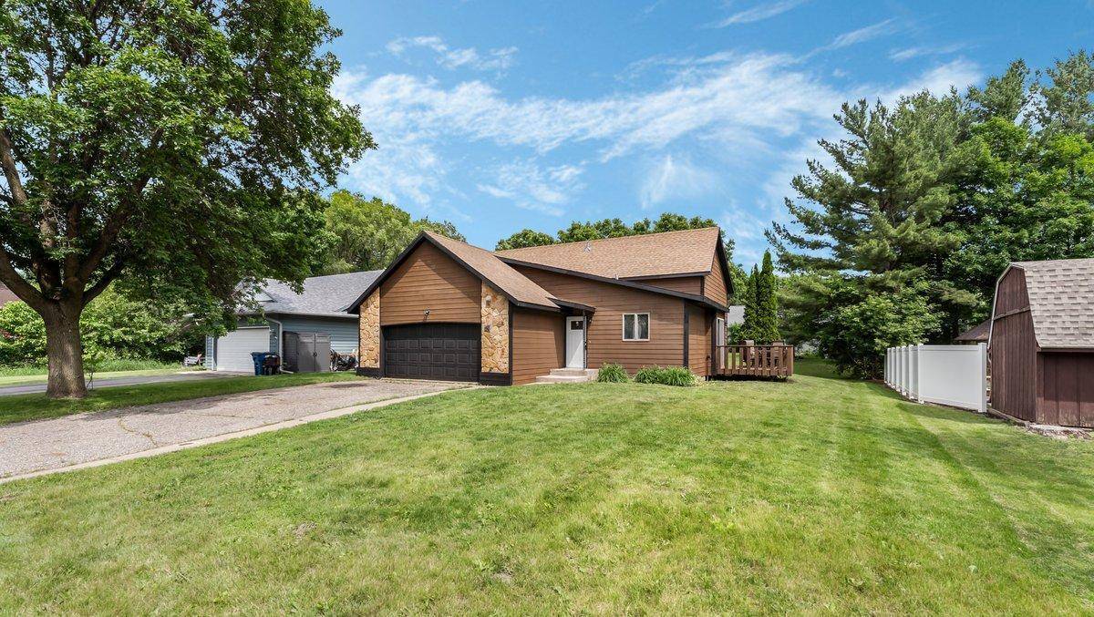 Sauk Rapids, MN 56379,337 9 1/2 ST N