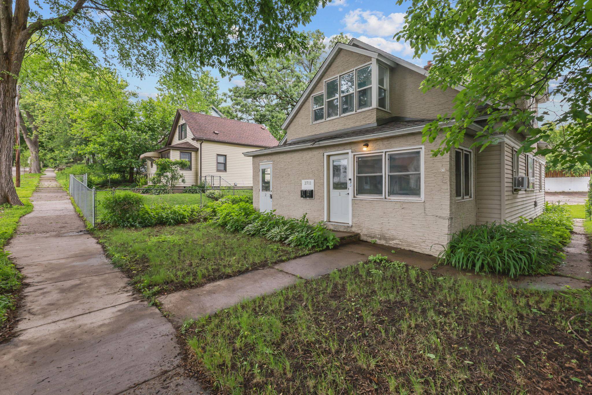 Minneapolis, MN 55418,2711 Pierce ST NE