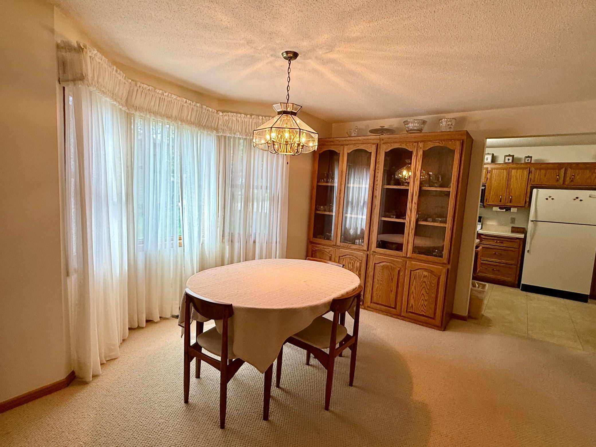Apple Valley, MN 55124,14401 Glenda DR