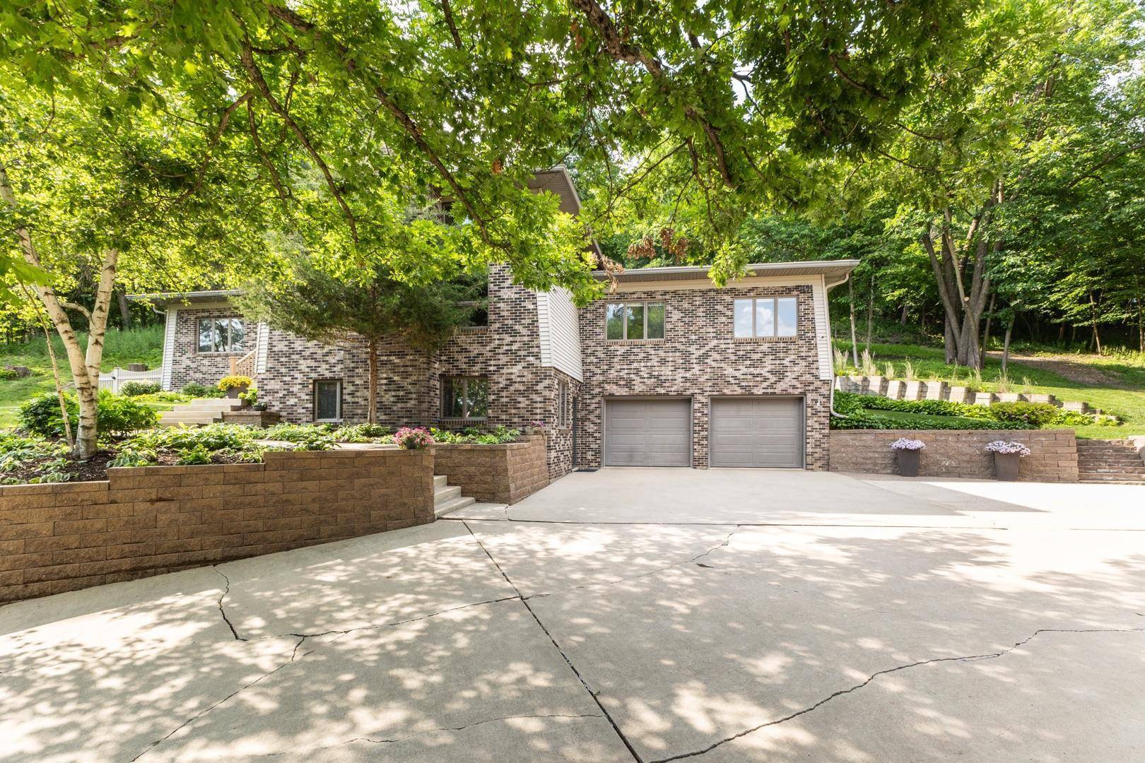 Rochester, MN 55901,6317 Oak Meadow LN NW