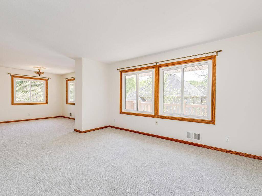 Bloomington, MN 55438,7651 W 86th ST