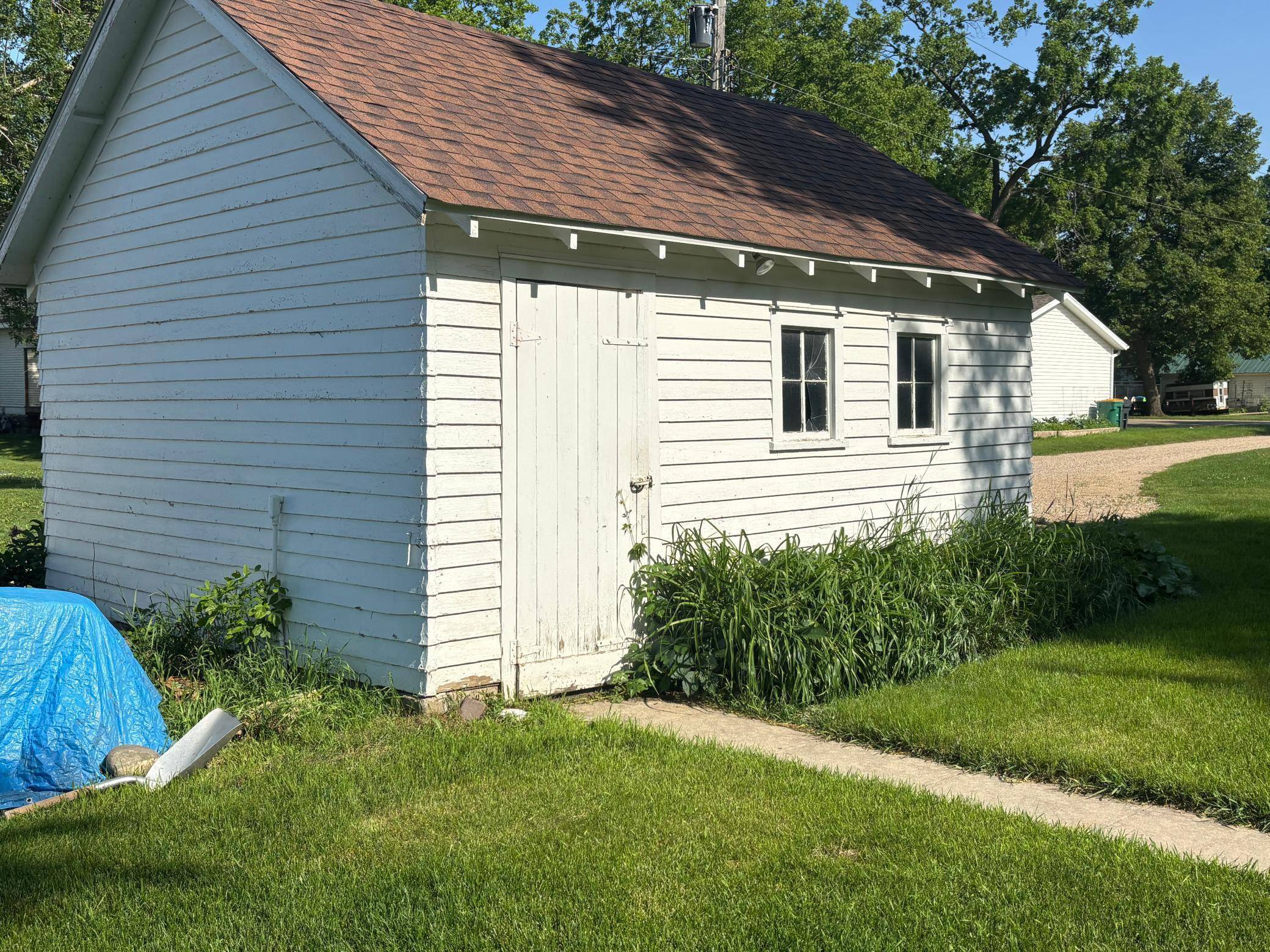 Hendricks, MN 56136,205 N Main ST