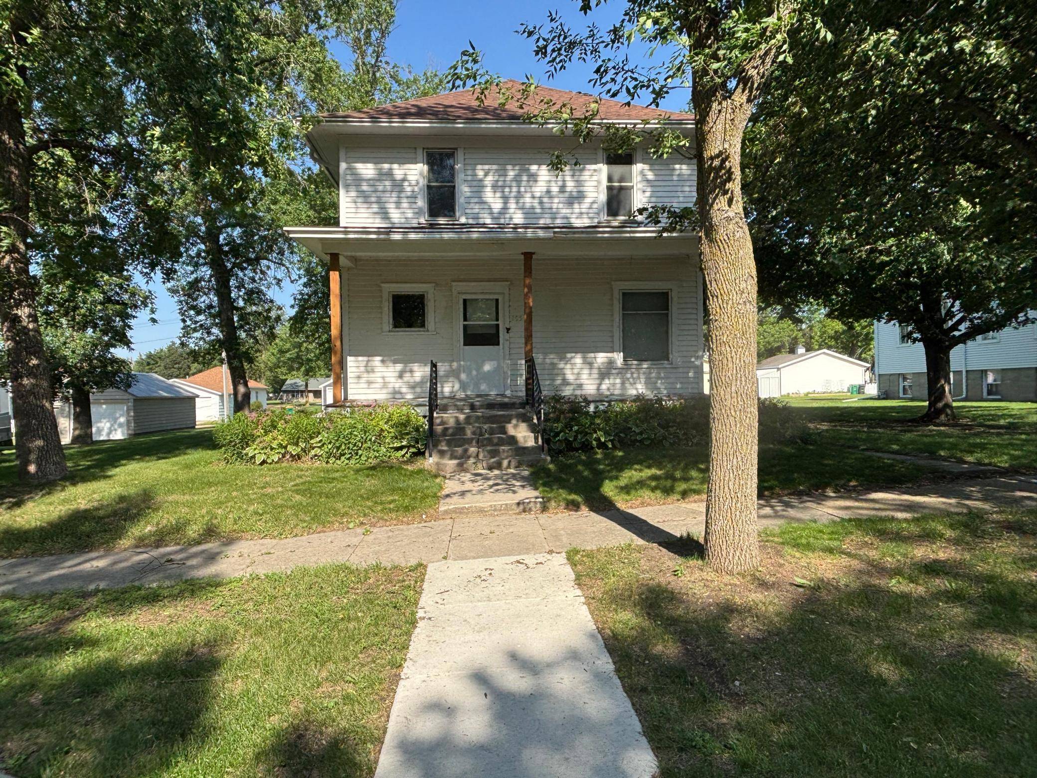 Hendricks, MN 56136,205 N Main ST