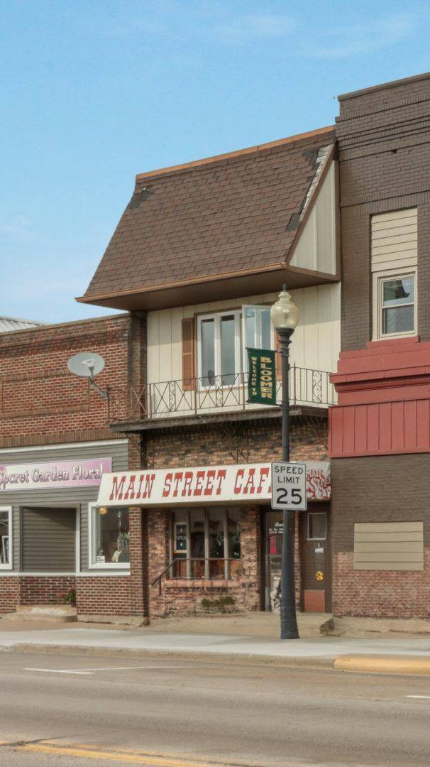 Bloomer, WI 54724,1418 Main ST