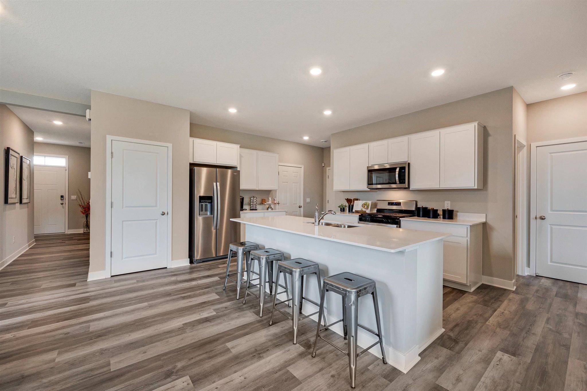 Lakeville, MN 55044,17021 Draper WAY