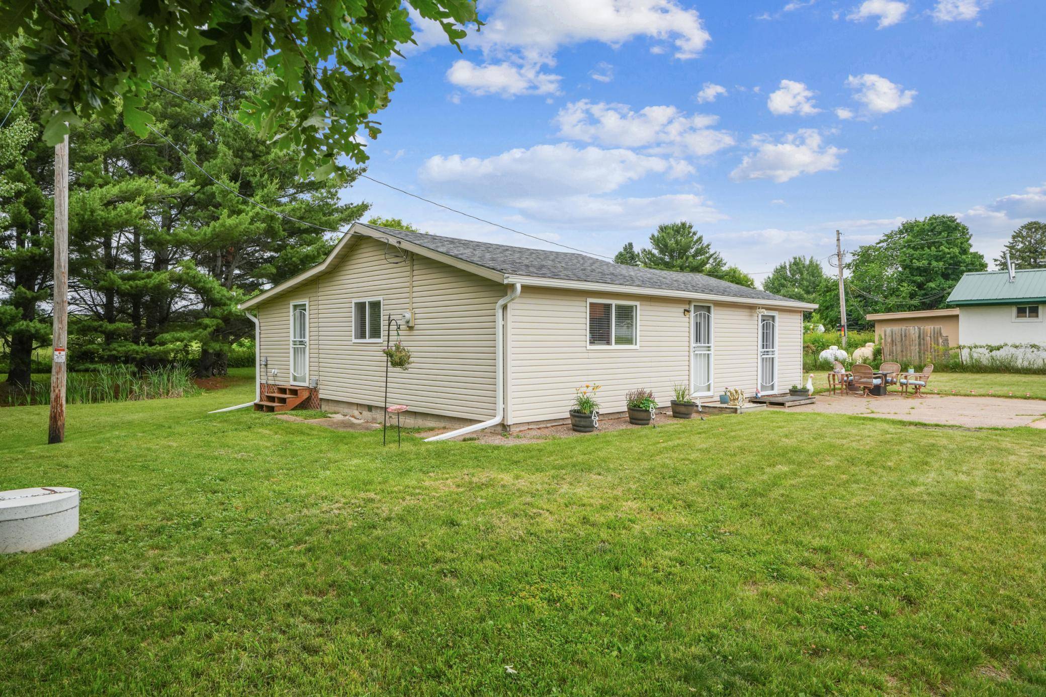 Range, WI 54001,609 US Highway 8