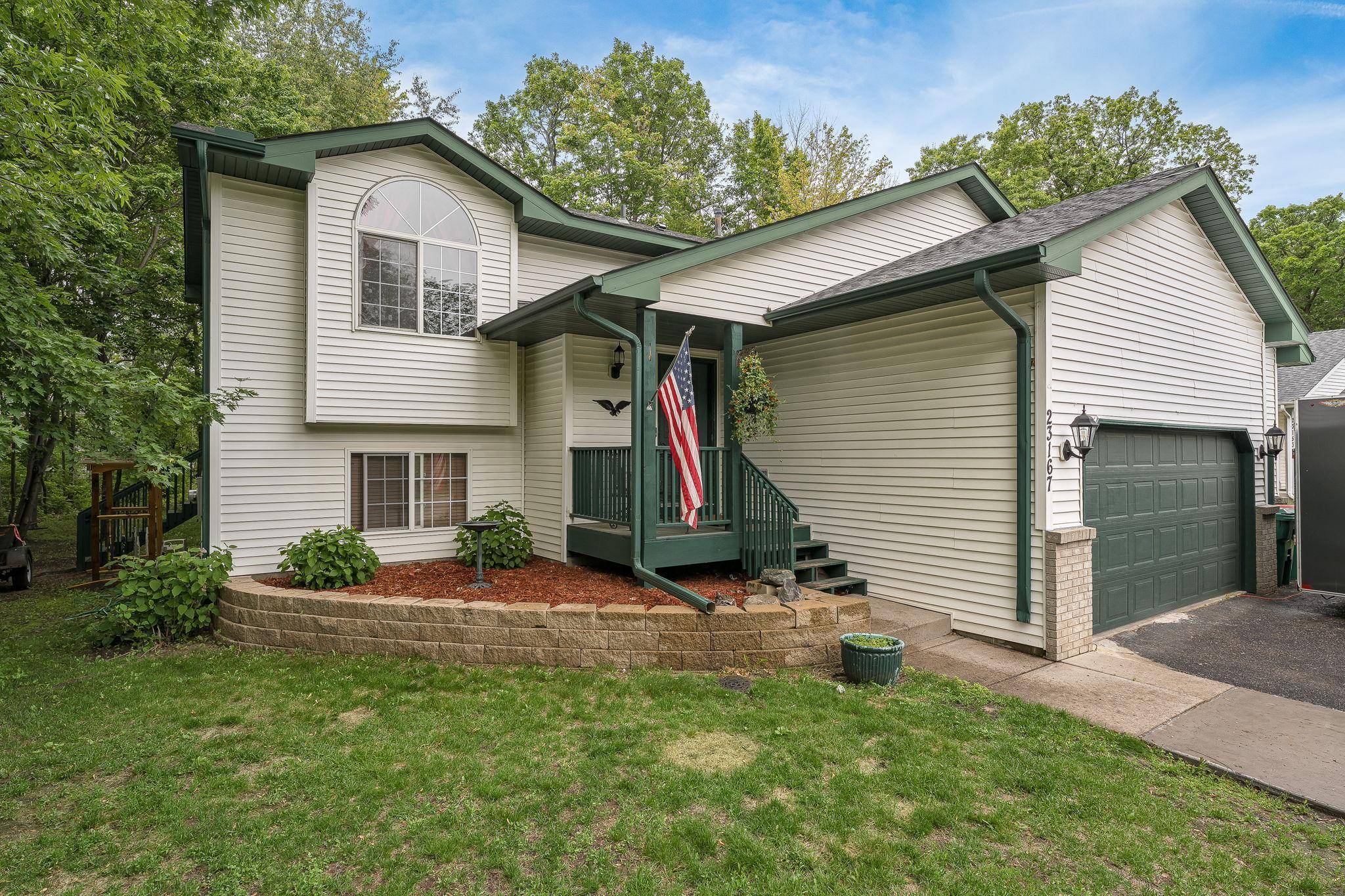 Saint Francis, MN 55070,23167 Kerry ST NW