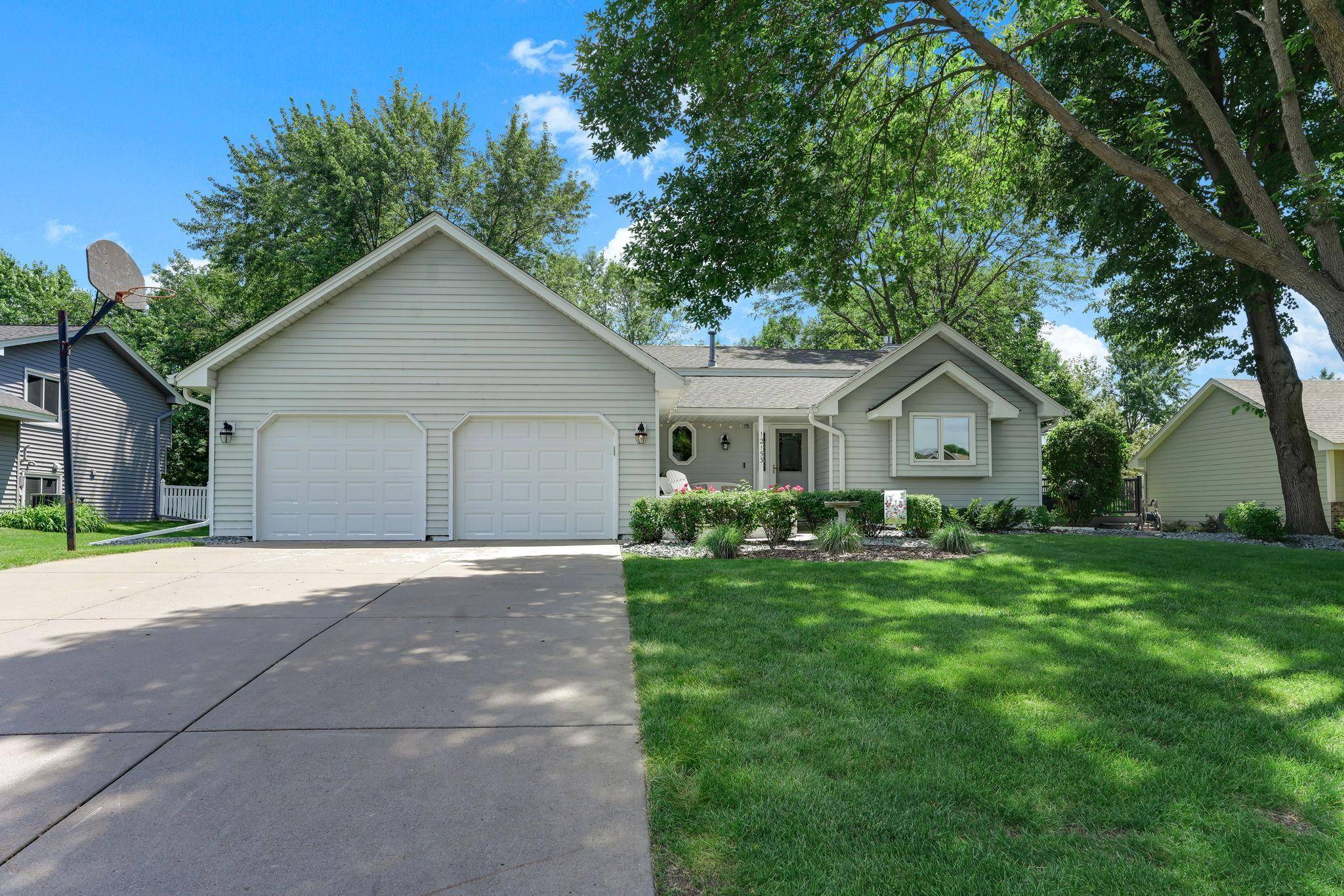 Maple Grove, MN 55369,12153 87th AVE N
