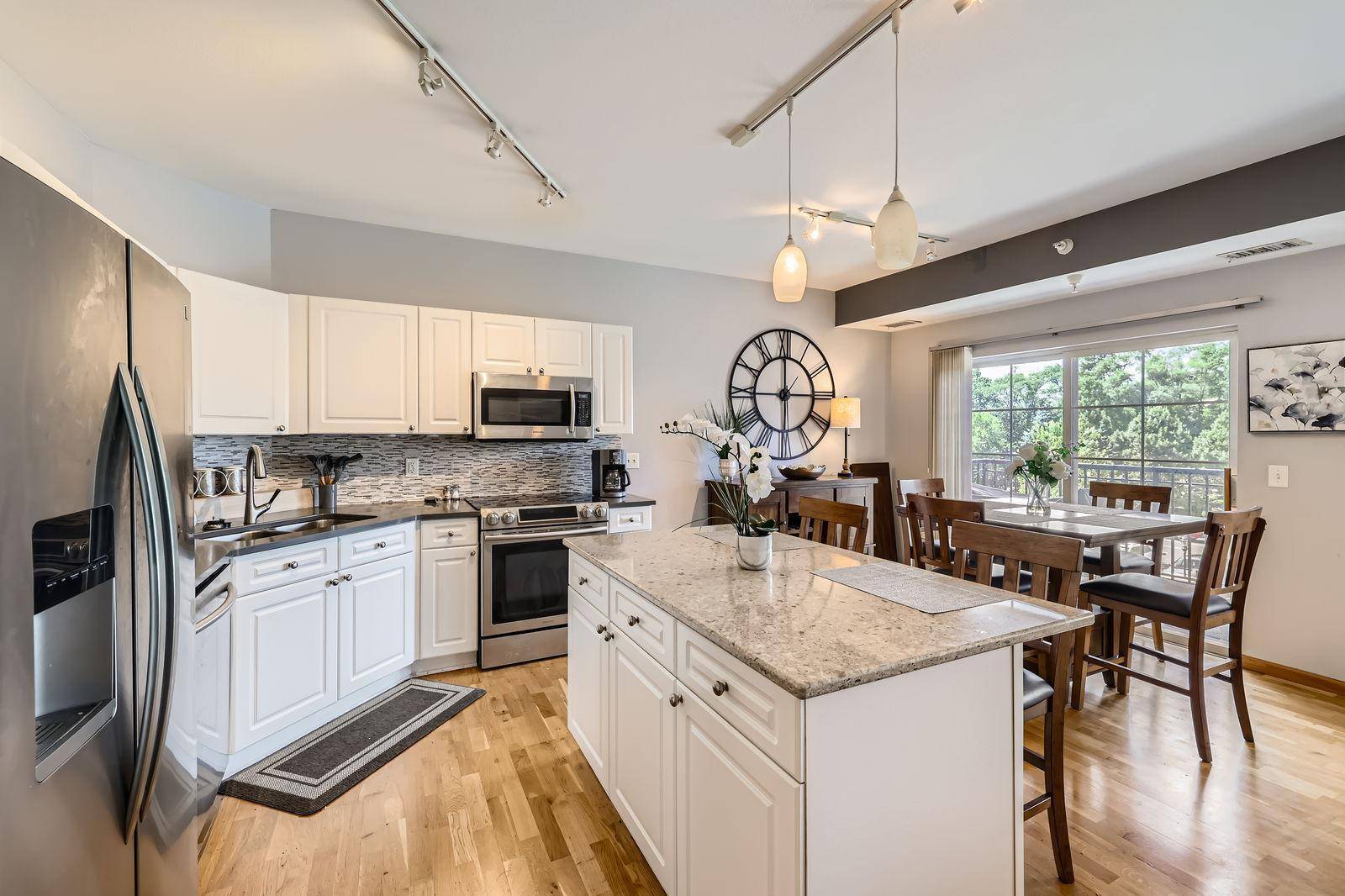 Saint Paul, MN 55116,1800 Graham AVE #303