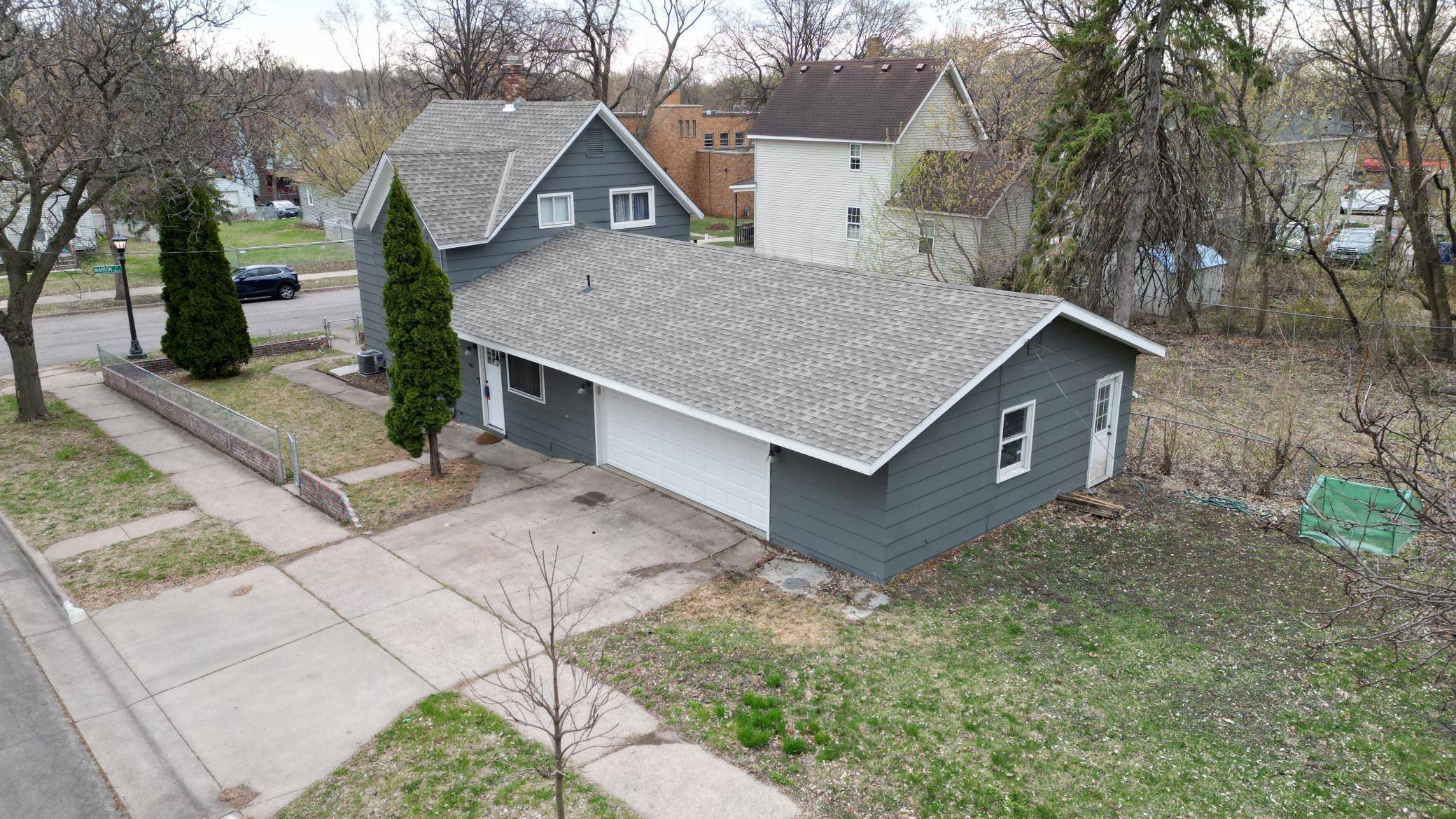 Saint Paul, MN 55117,983 Marion ST