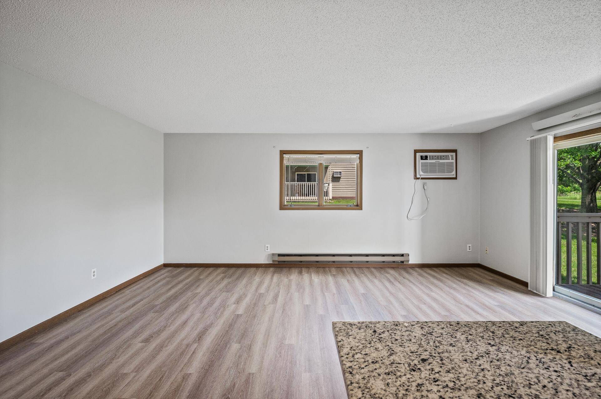 Inver Grove Heights, MN 55076,3255 80th ST E #102