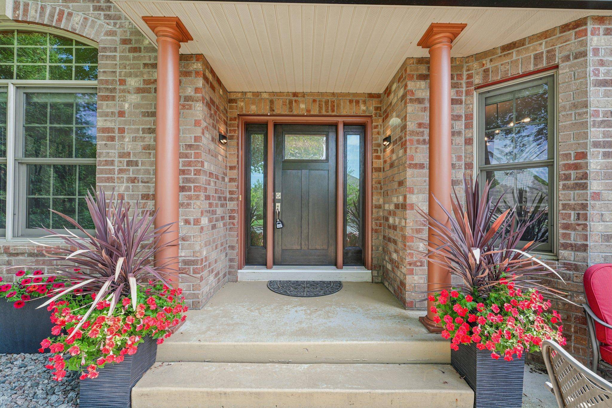 Savage, MN 55378,9243 Hillsboro WAY