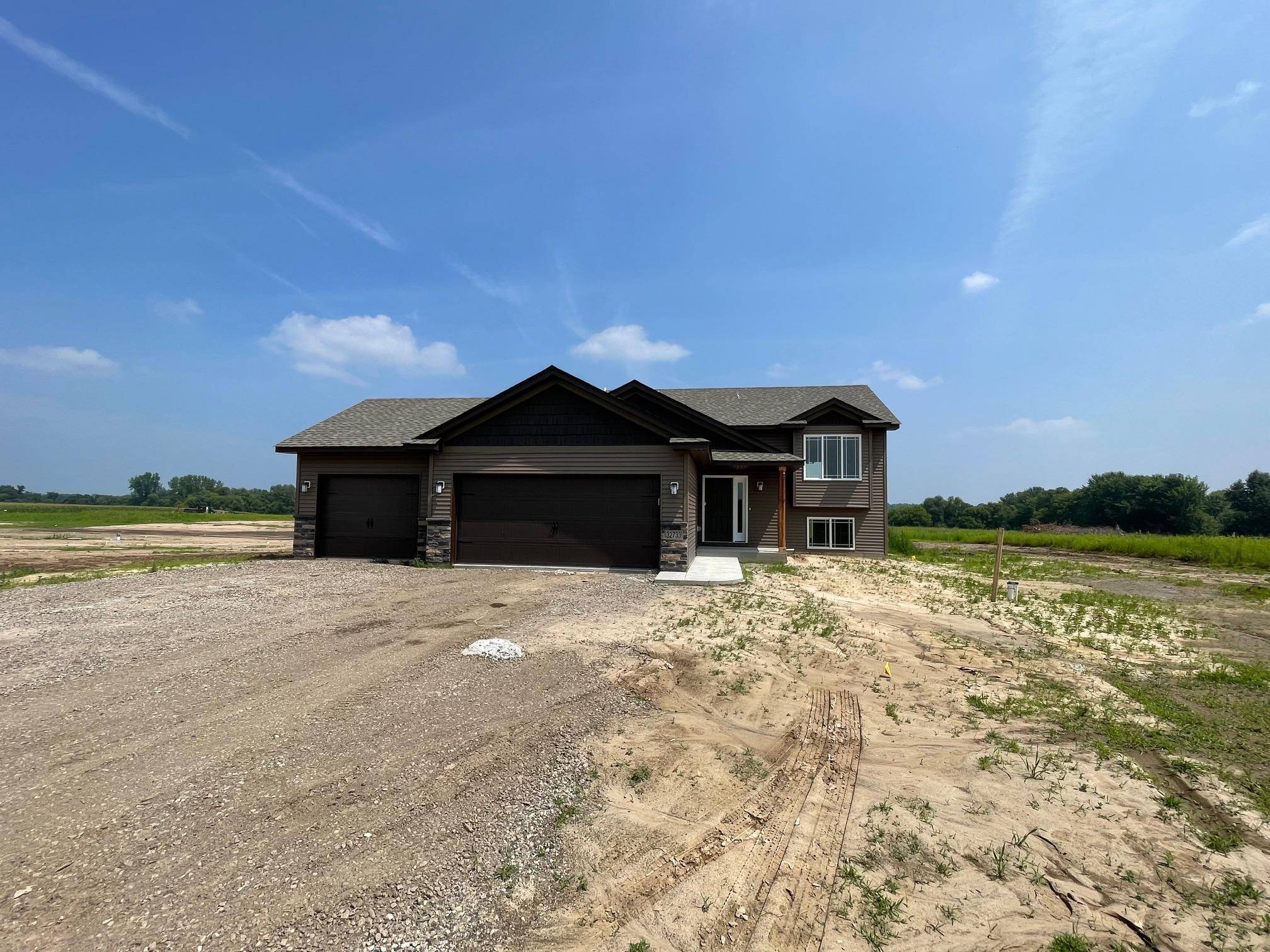 Cambridge, MN 55008,32733 Naples ST NE