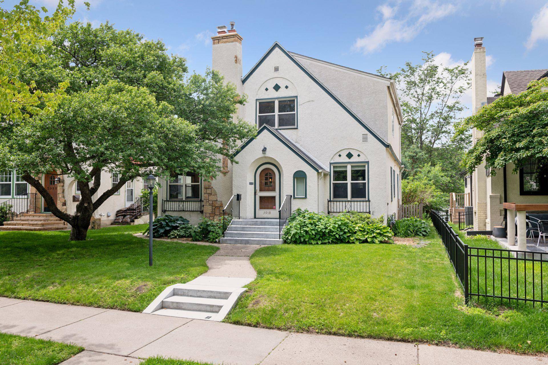 Minneapolis, MN 55410,3918 Beard AVE S