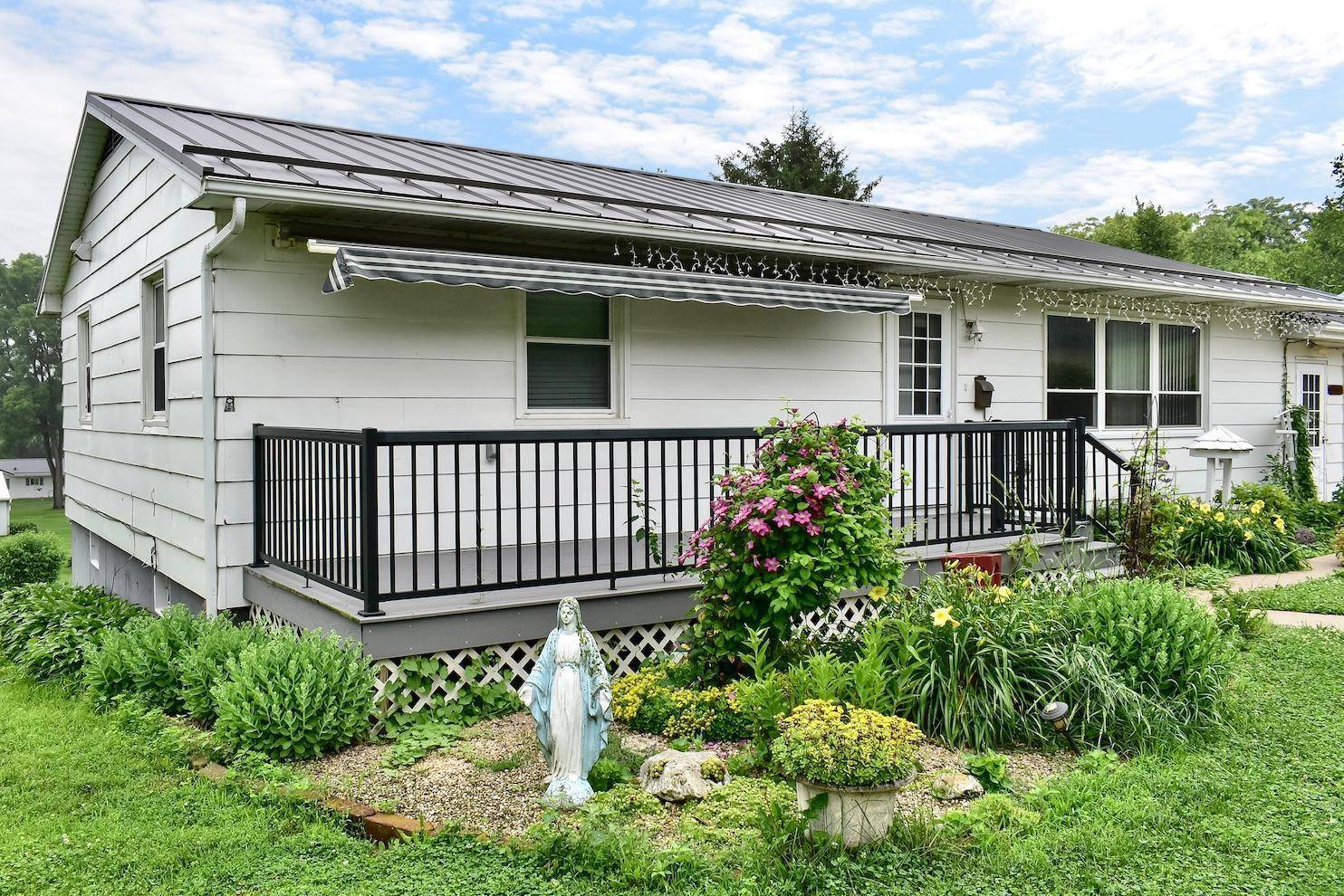 Fountain City, WI 54629,W136 Piepers Valley RD