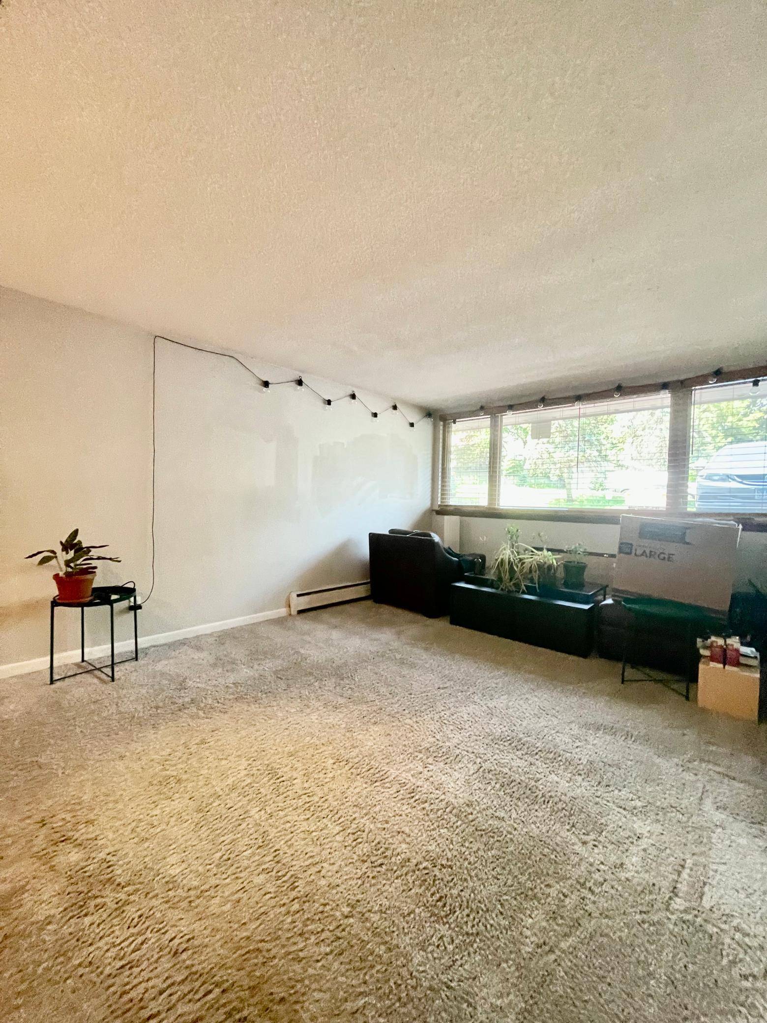 Minneapolis, MN 55407,4010 15th AVE S #6D