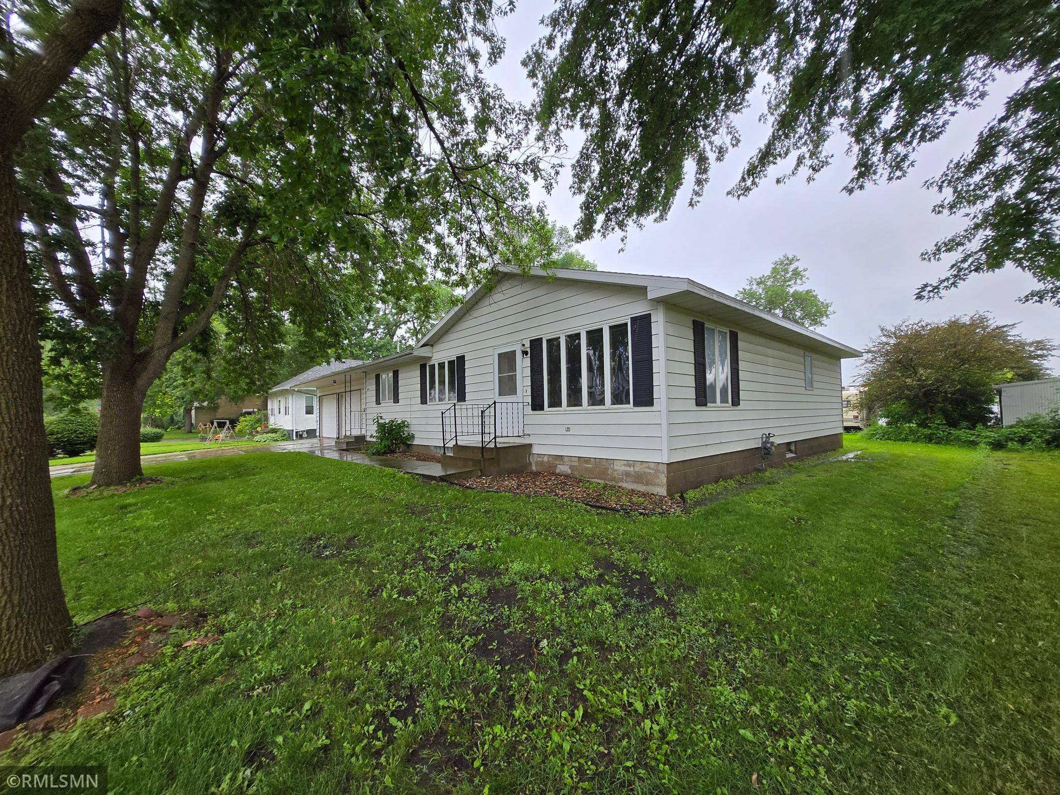 Winthrop, MN 55396,305 W 3rd ST