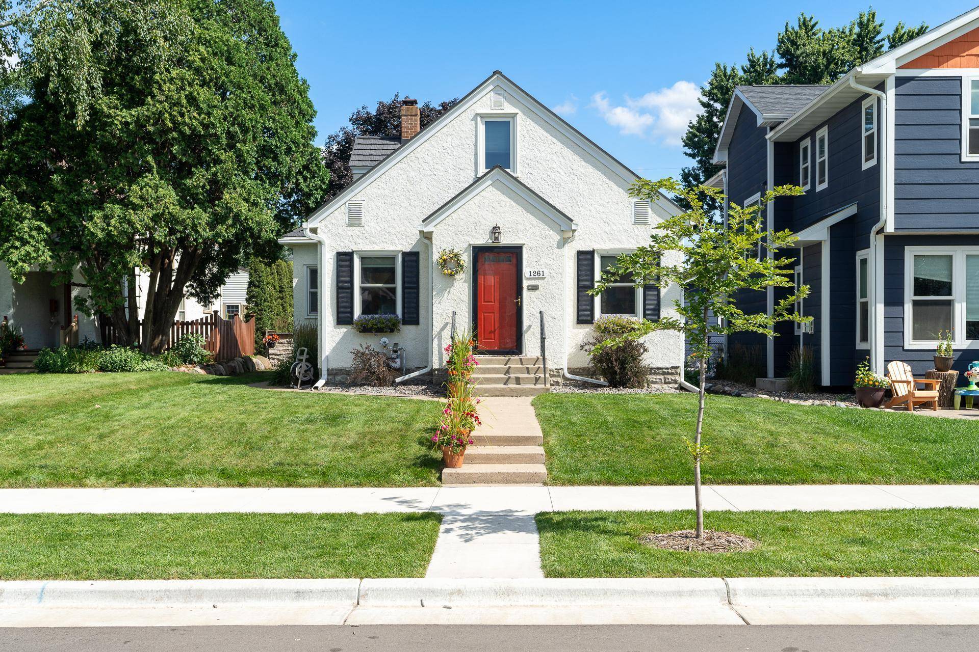 Saint Paul, MN 55116,1261 Eleanor AVE