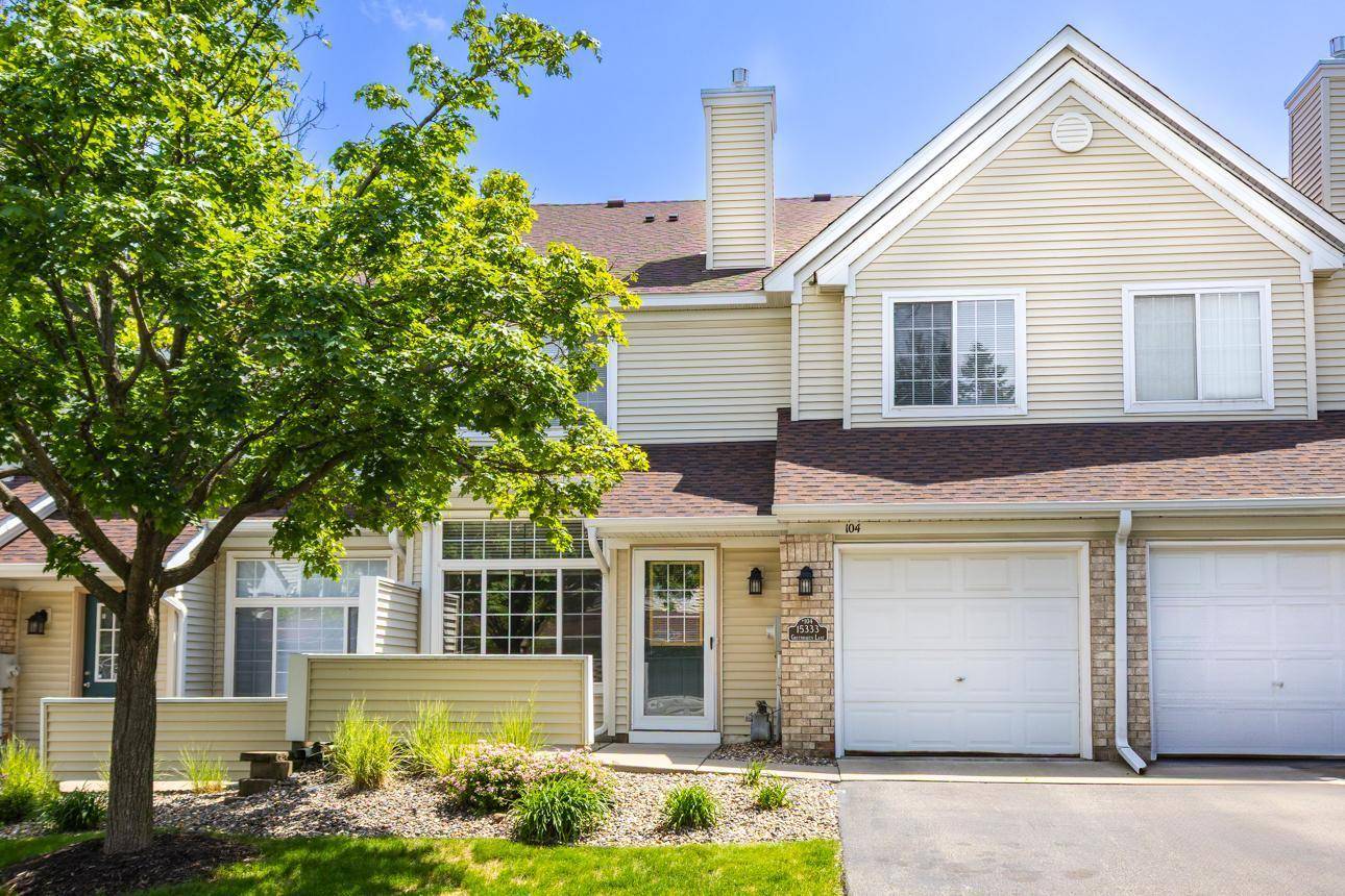 Burnsville, MN 55306,15333 Greenhaven LN #104