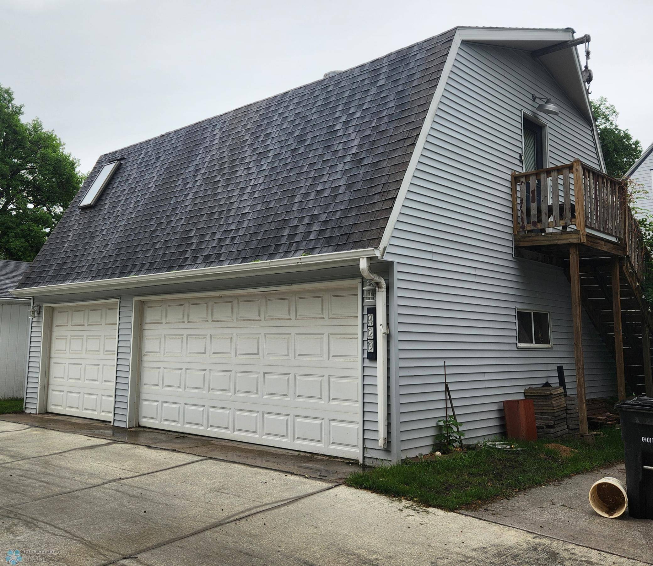Fargo, ND 58103,429 9th AVE S