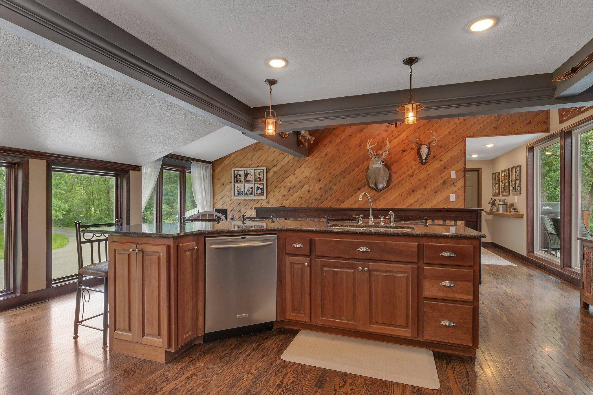 Saint Cloud, MN 56301,5894 County Road 136