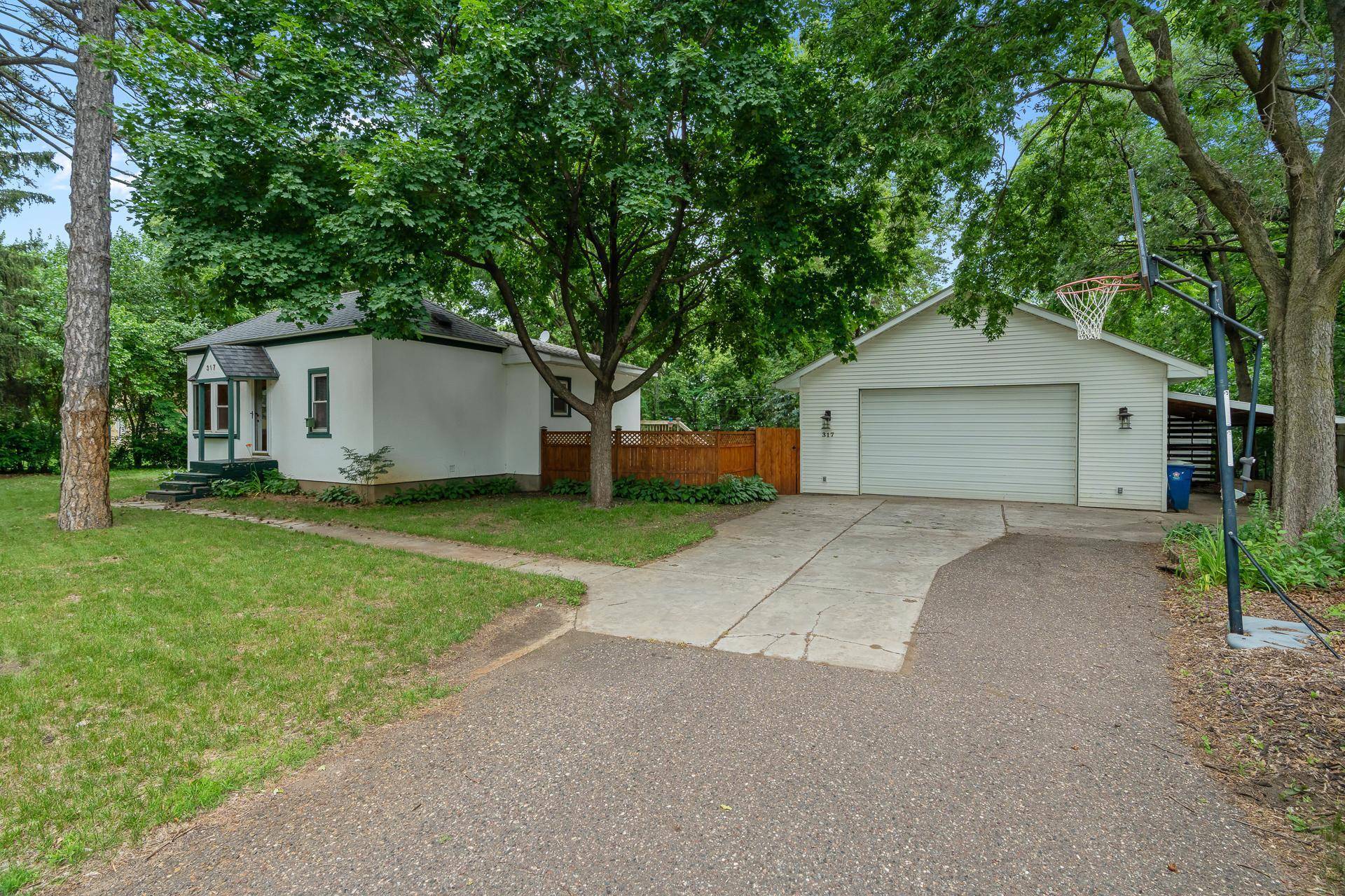 Champlin, MN 55316,317 Garfield AVE