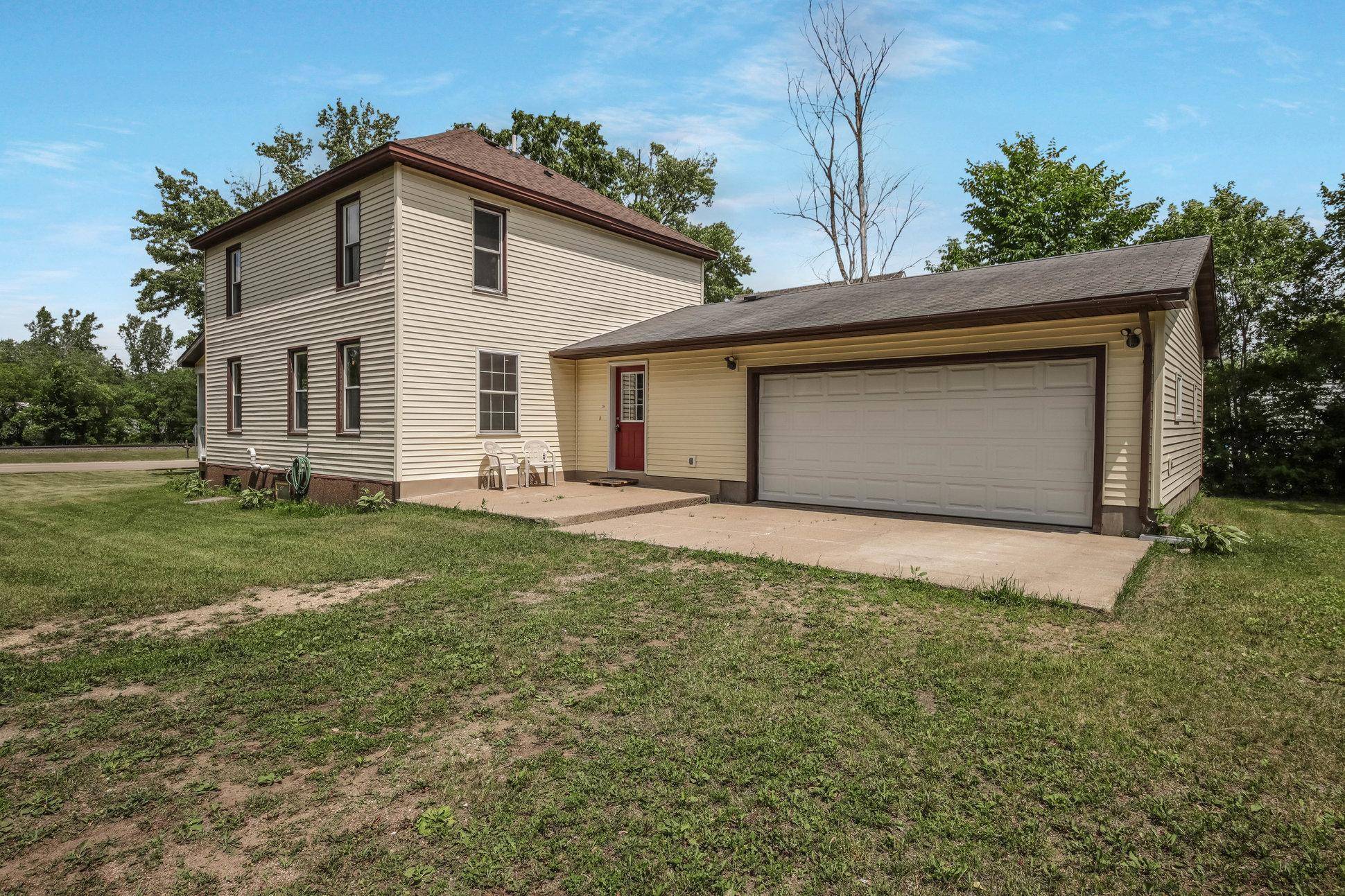Wheeler, WI 54772,204 W Main AVE