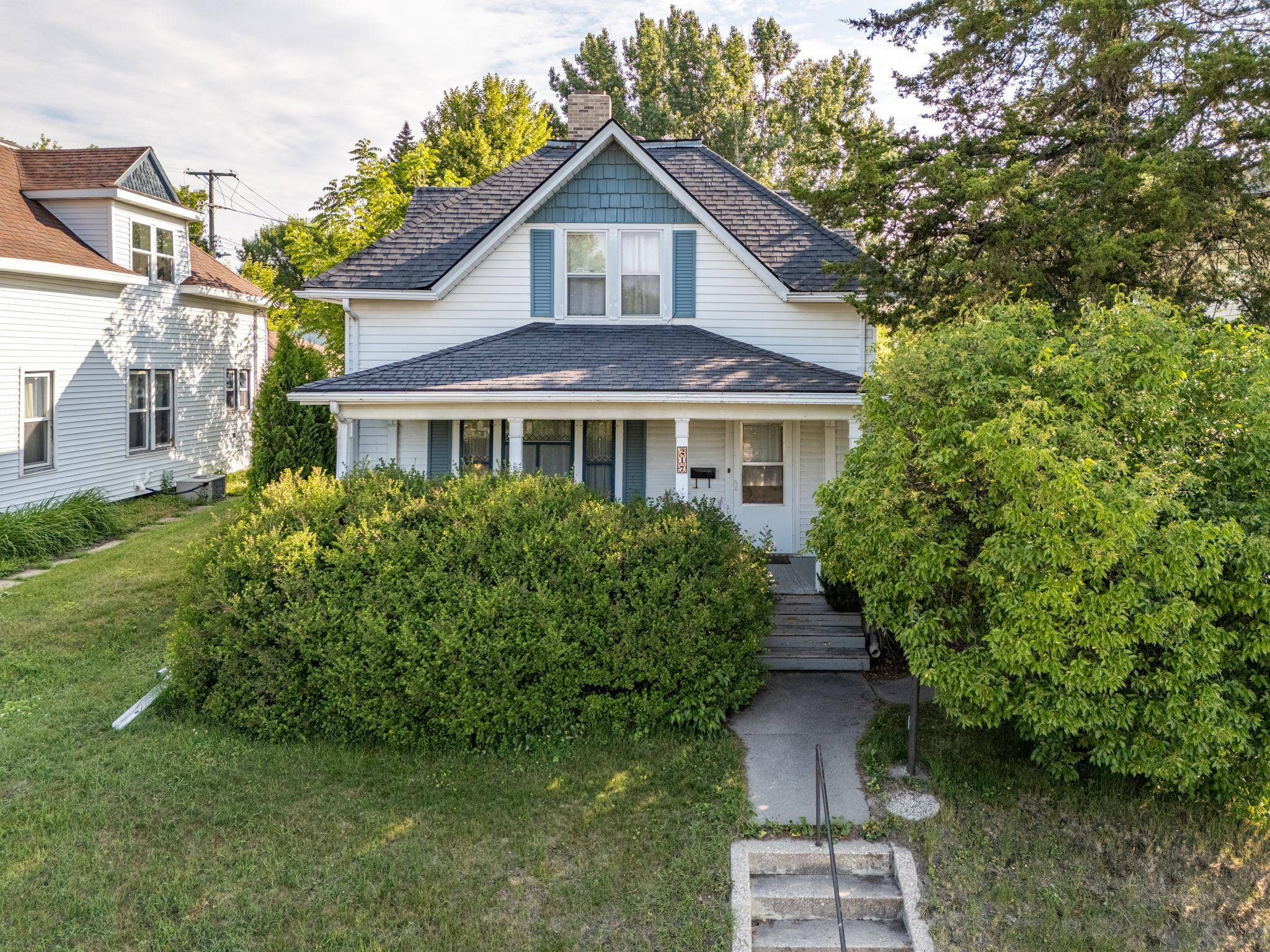 Crookston, MN 56716,217 E 6th ST