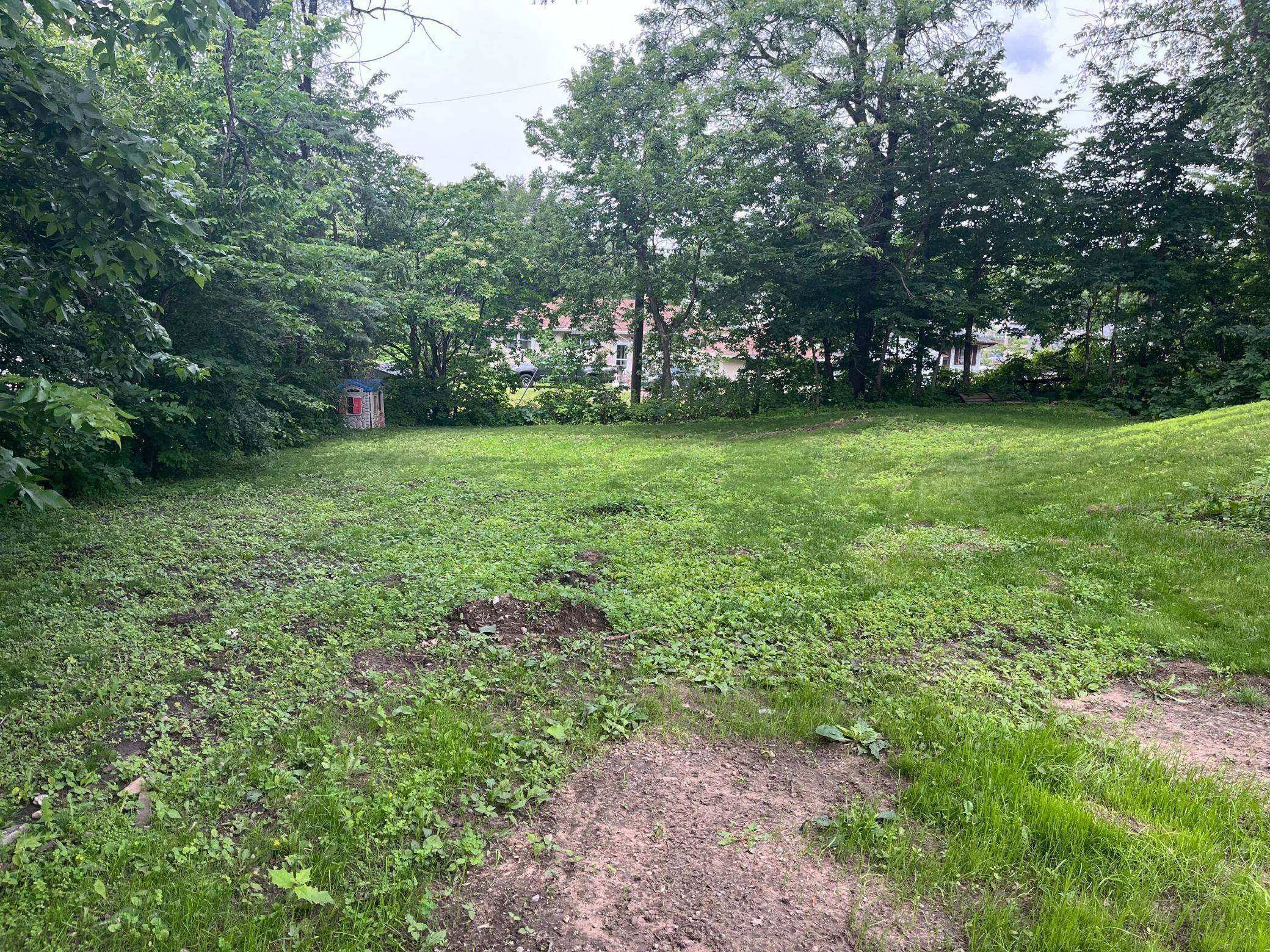 Saint Paul, MN 55106,1331 Stillwater AVE