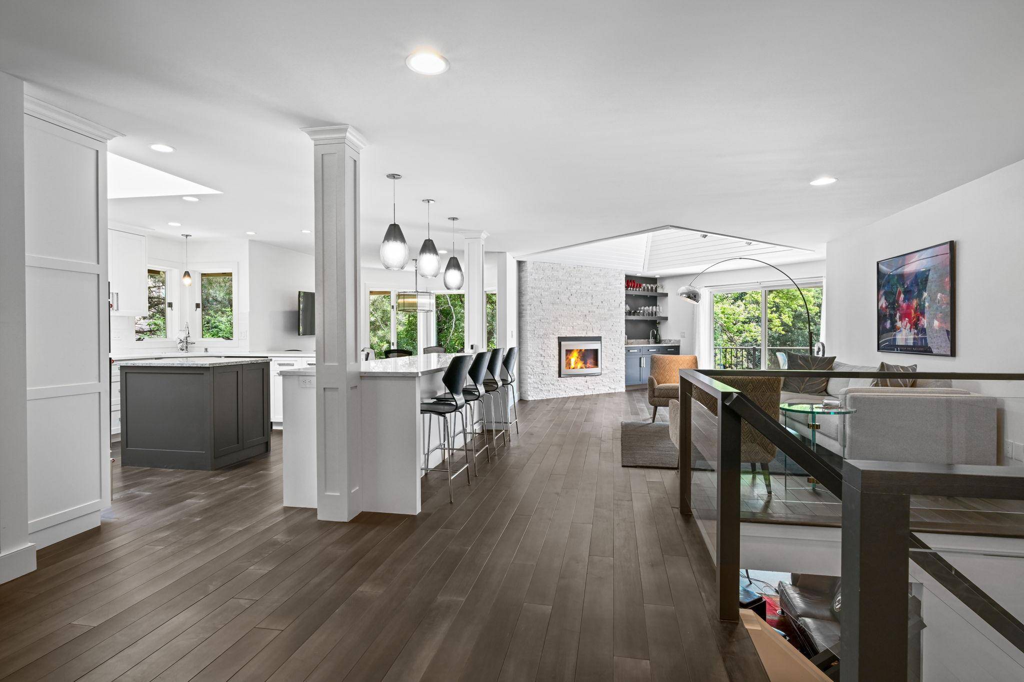 Edina, MN 55436,6102 Waterford CT S