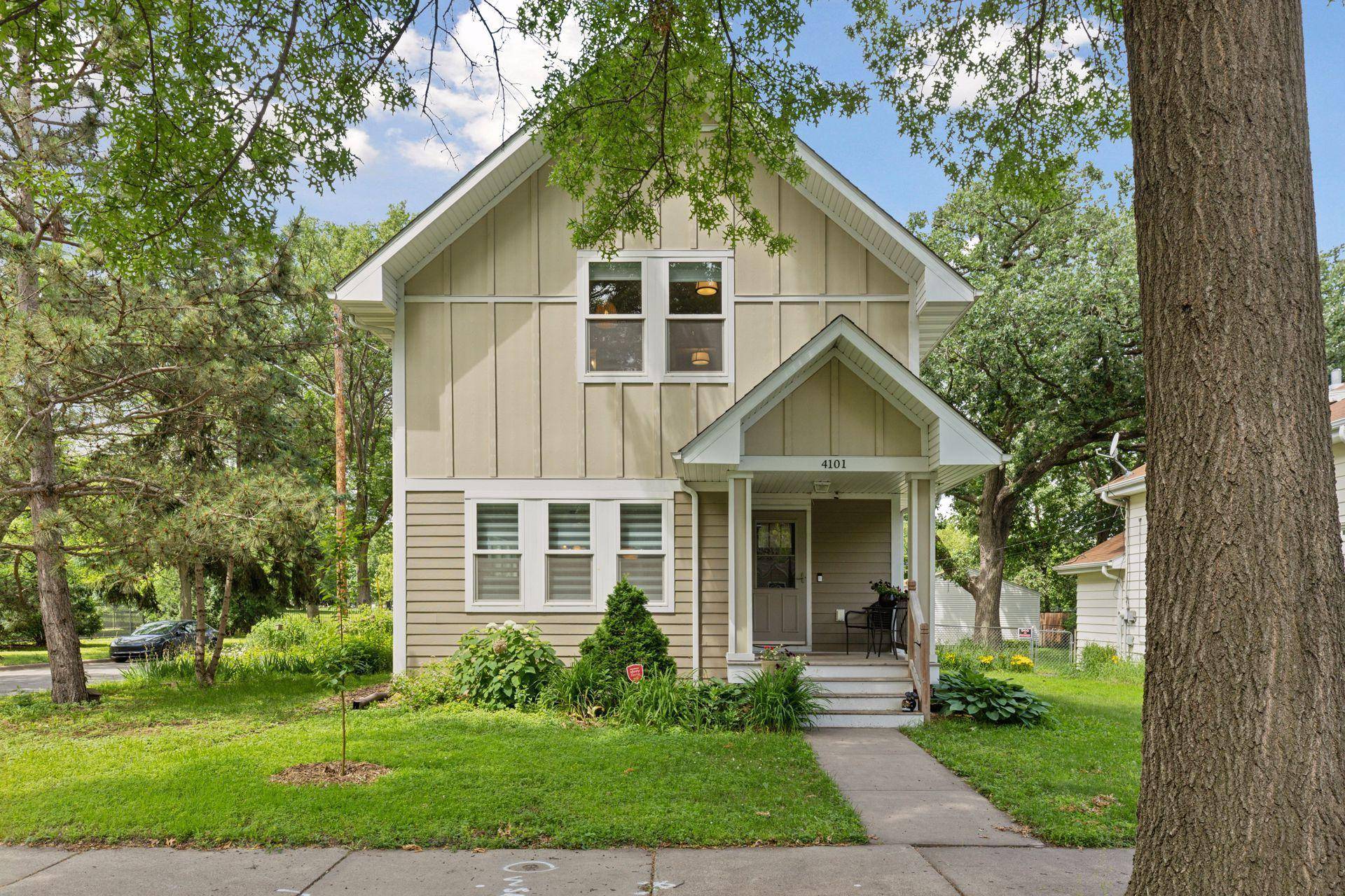 Minneapolis, MN 55412,4101 N James AVE