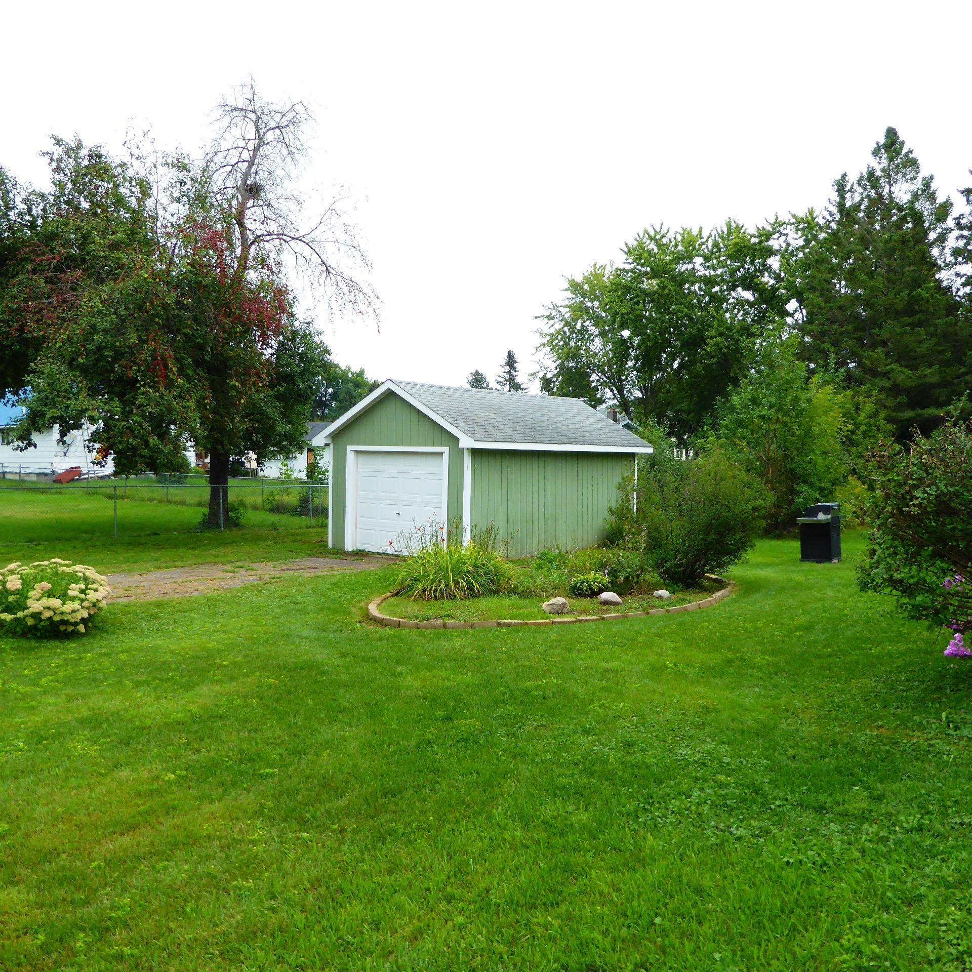 Hinckley, MN 55037,105 Sullivan AVE S