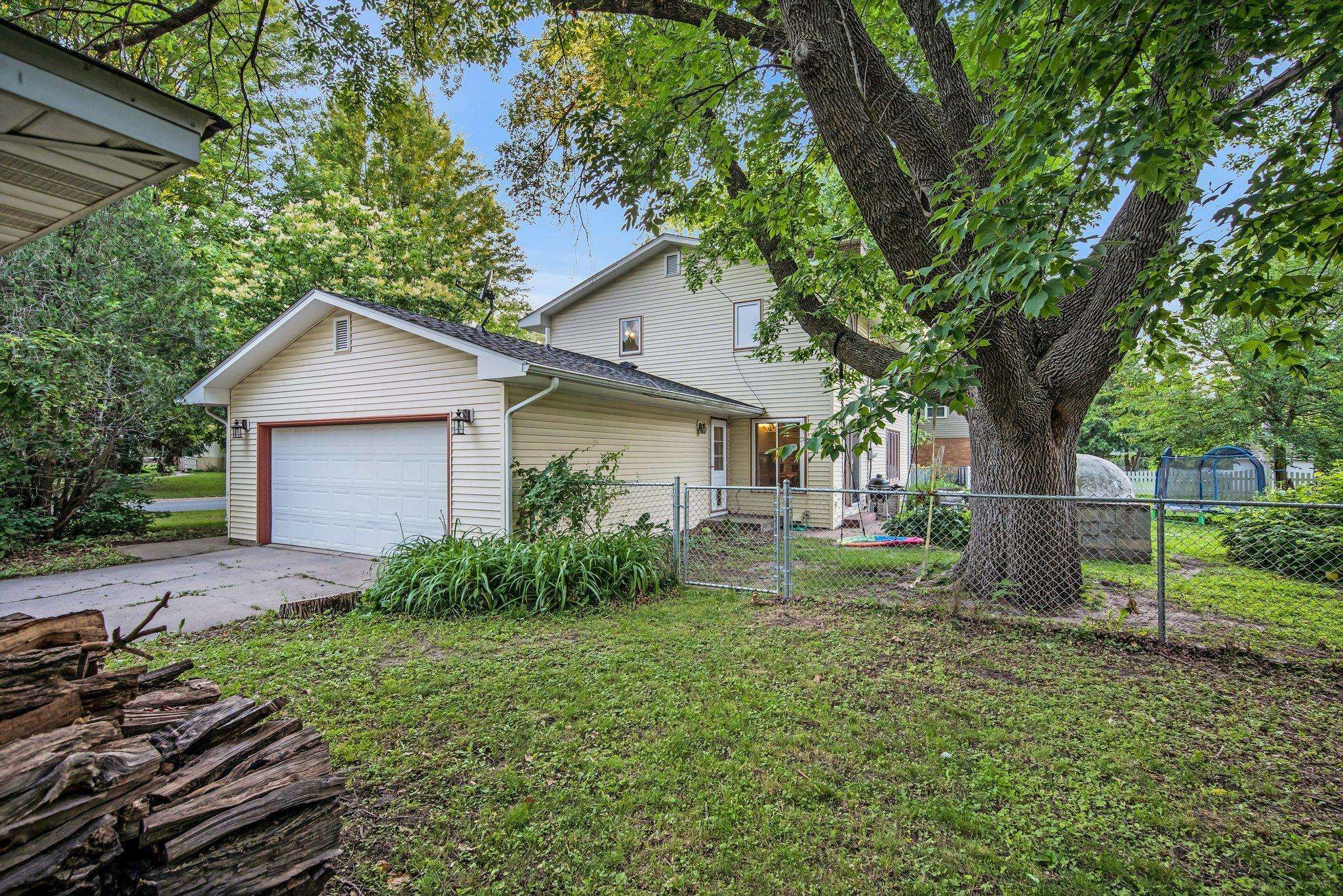 Northfield, MN 55057,1301 Washington ST