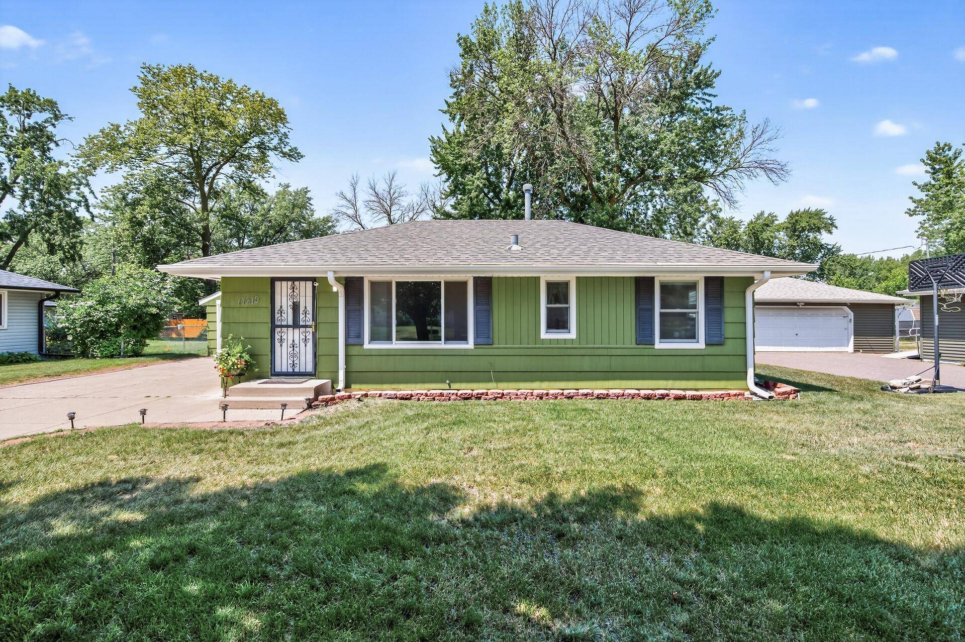 Coon Rapids, MN 55448,11610 Larch ST NW