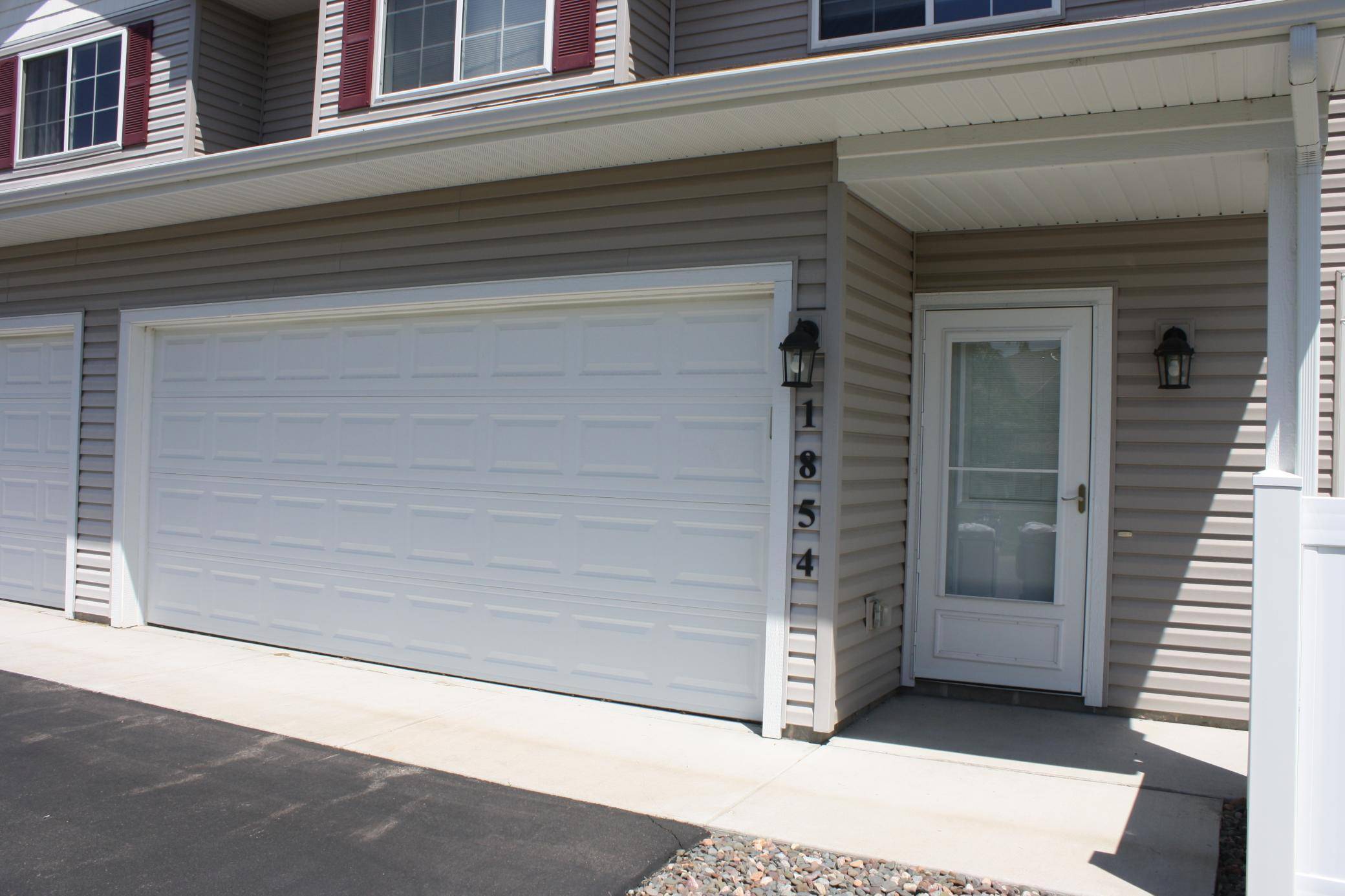 Cambridge, MN 55008,1854 Bridgewater BLVD S