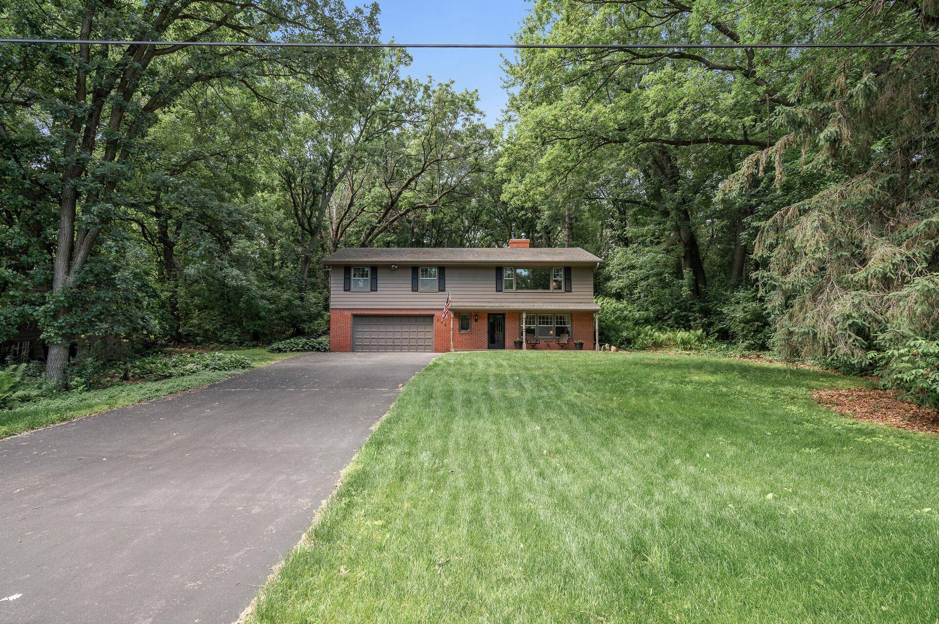 Apple Valley, MN 55124,109 Cimarron CT