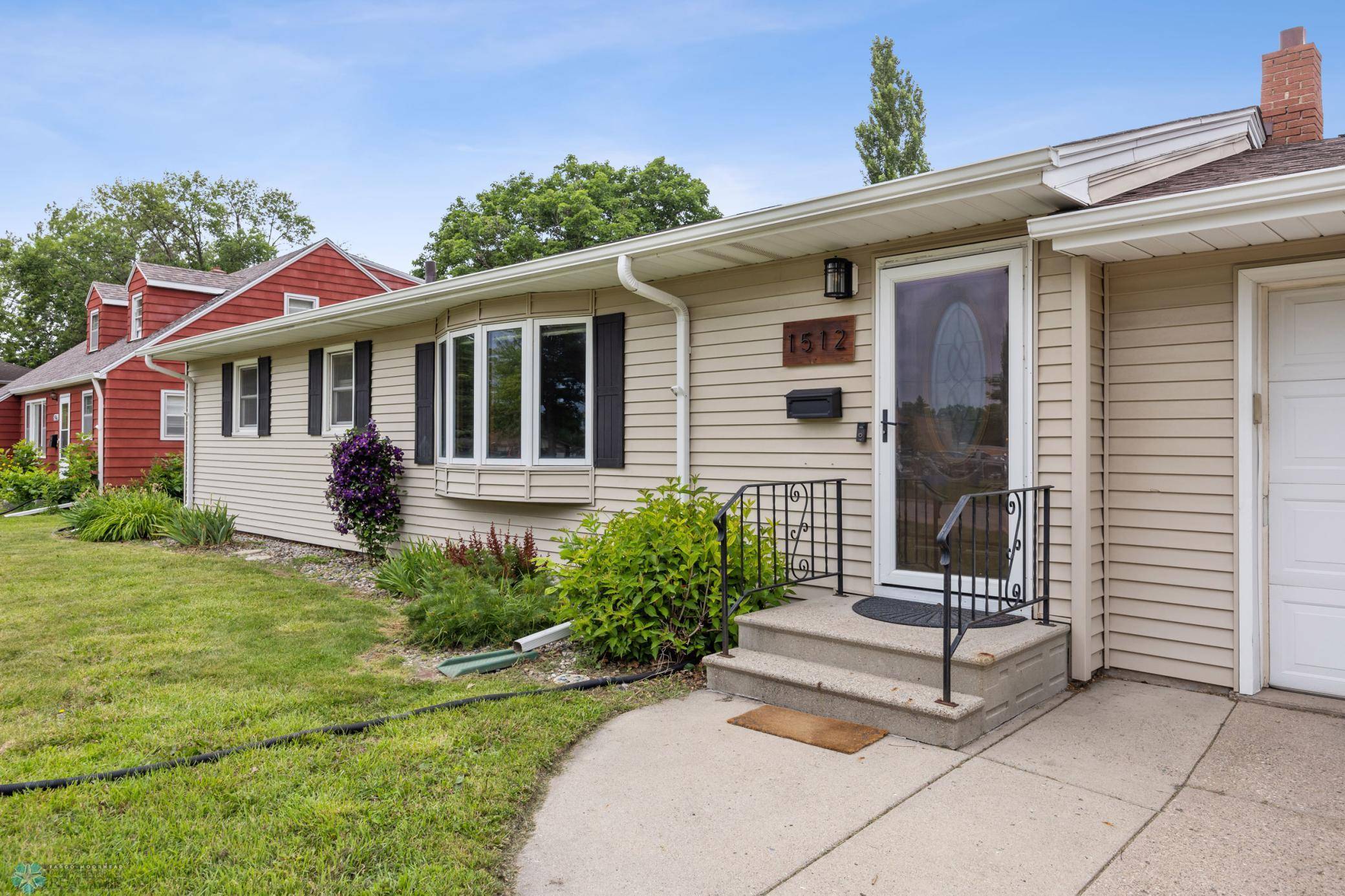 Moorhead, MN 56560,1512 10th AVE S