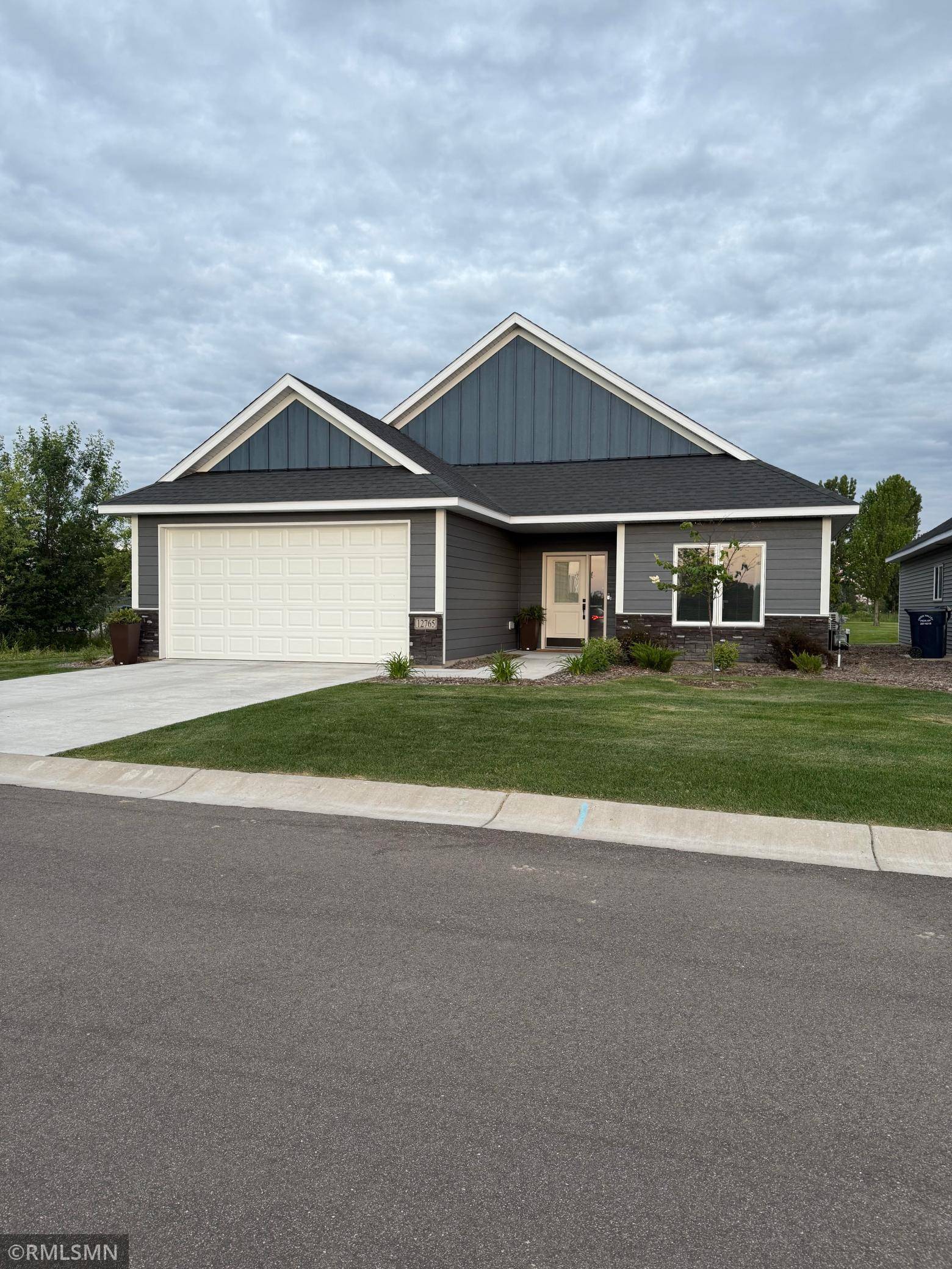 Lindstrom, MN 55045,12765 292nd LN