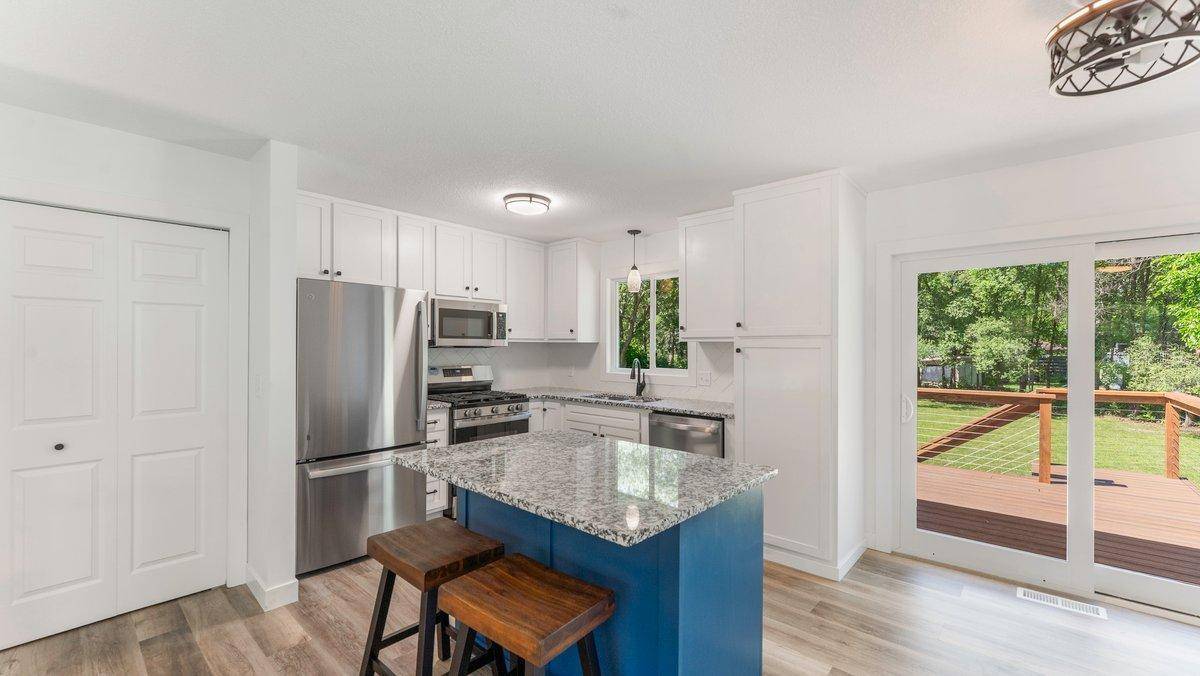 Anoka, MN 55303,1006 Grant ST